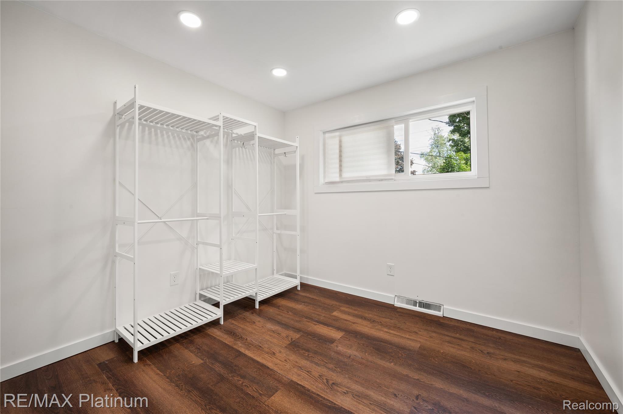 1120 Orchid Street