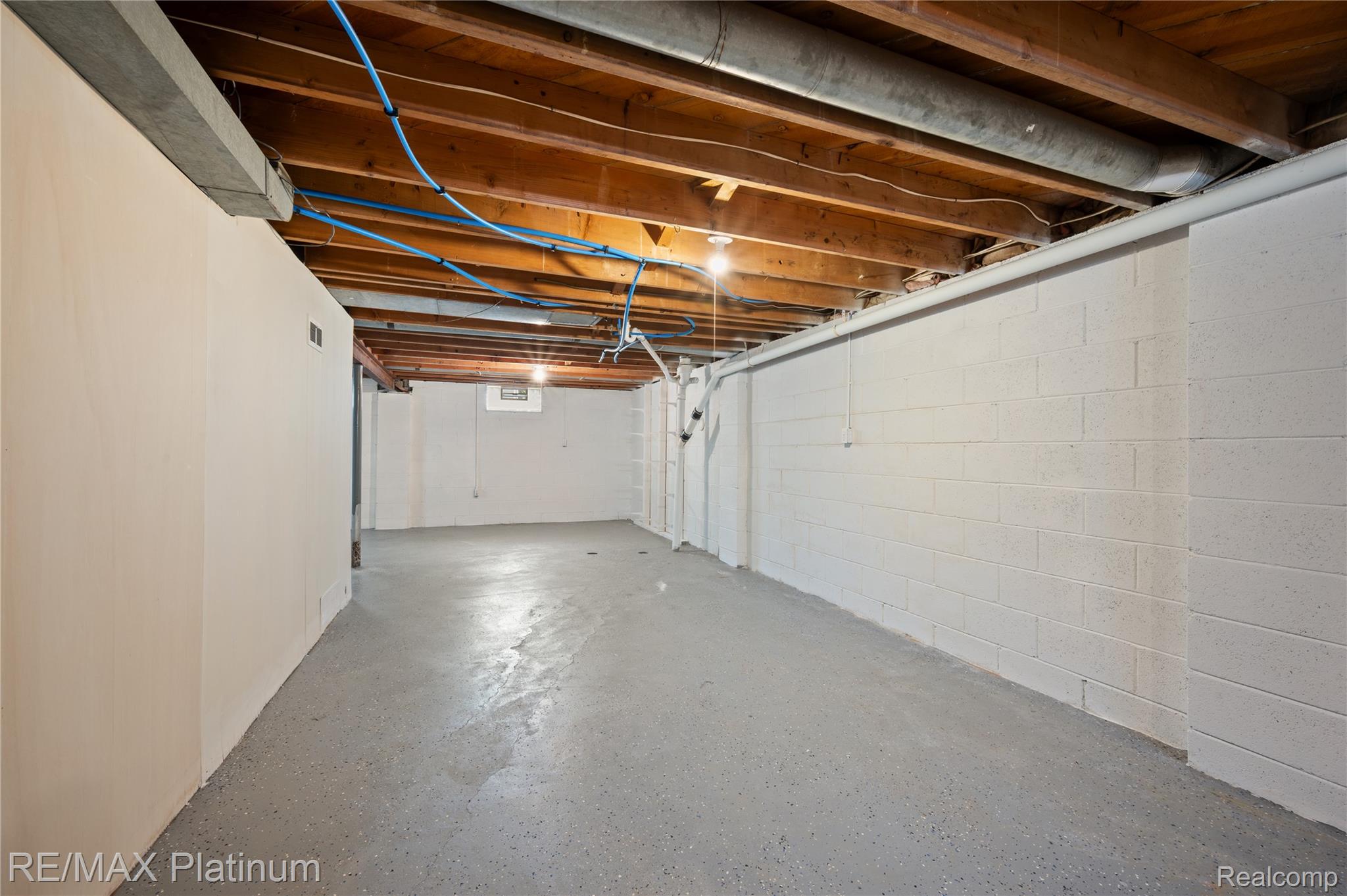 1120 Orchid Street