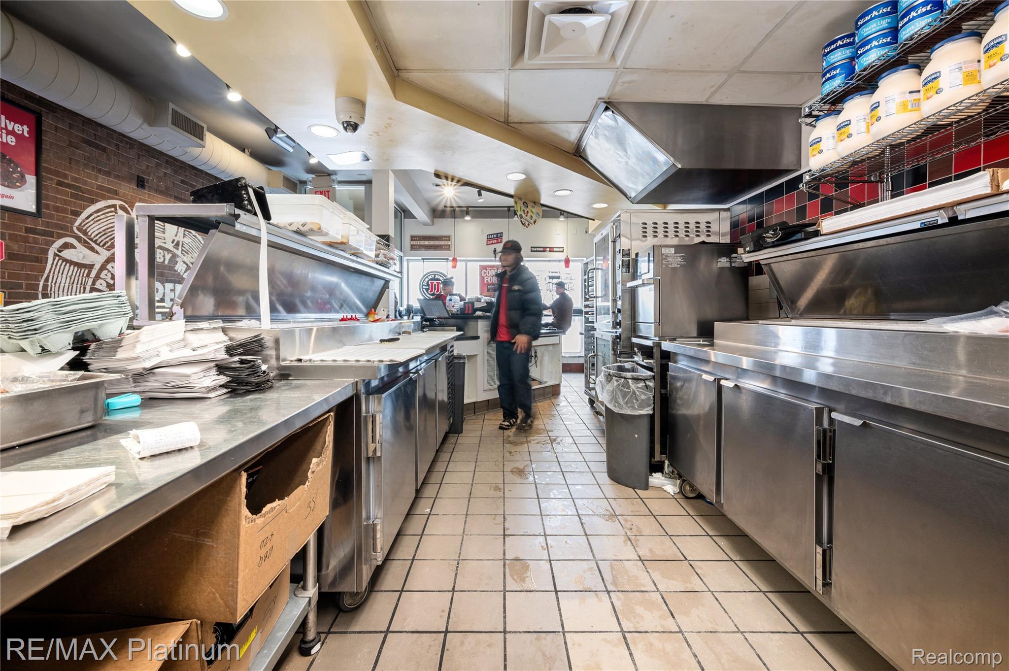 11528 S Saginaw Street