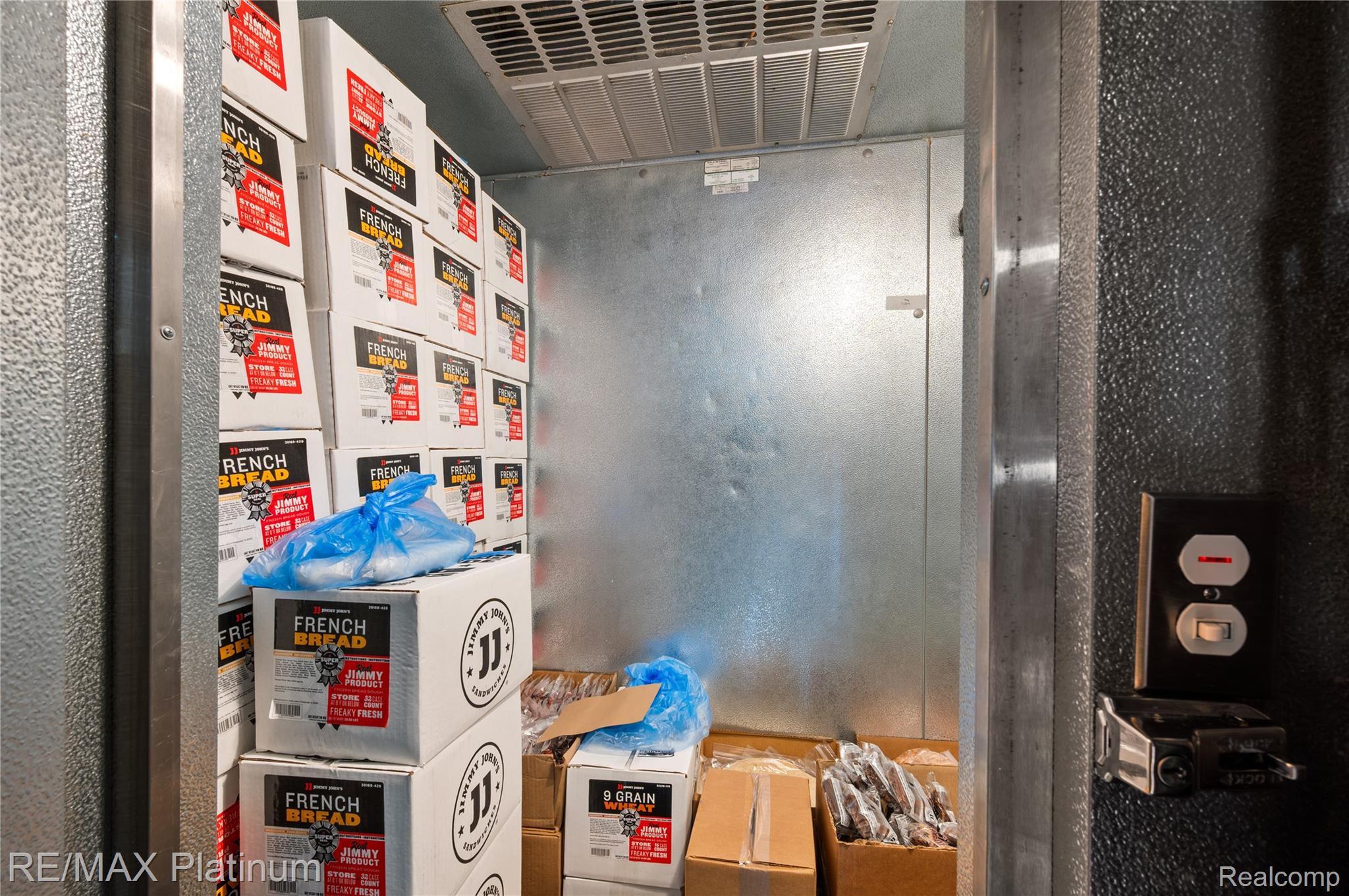 11528 S Saginaw Street