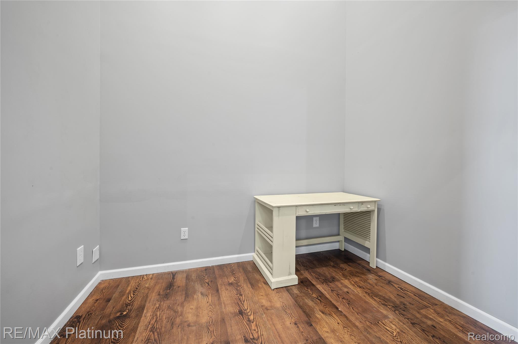 7500 Fenton Road