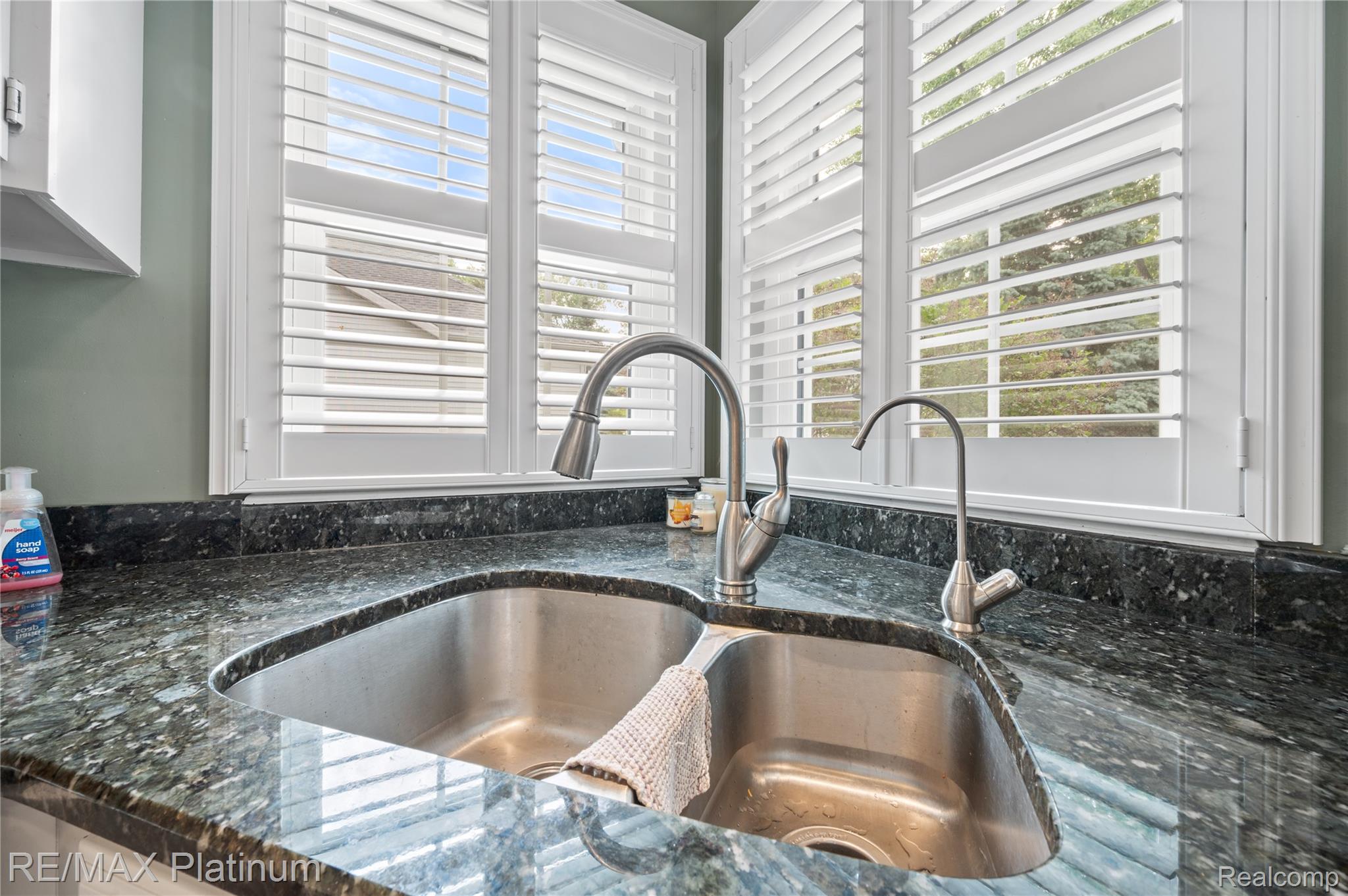 2336 Swans Cove 7