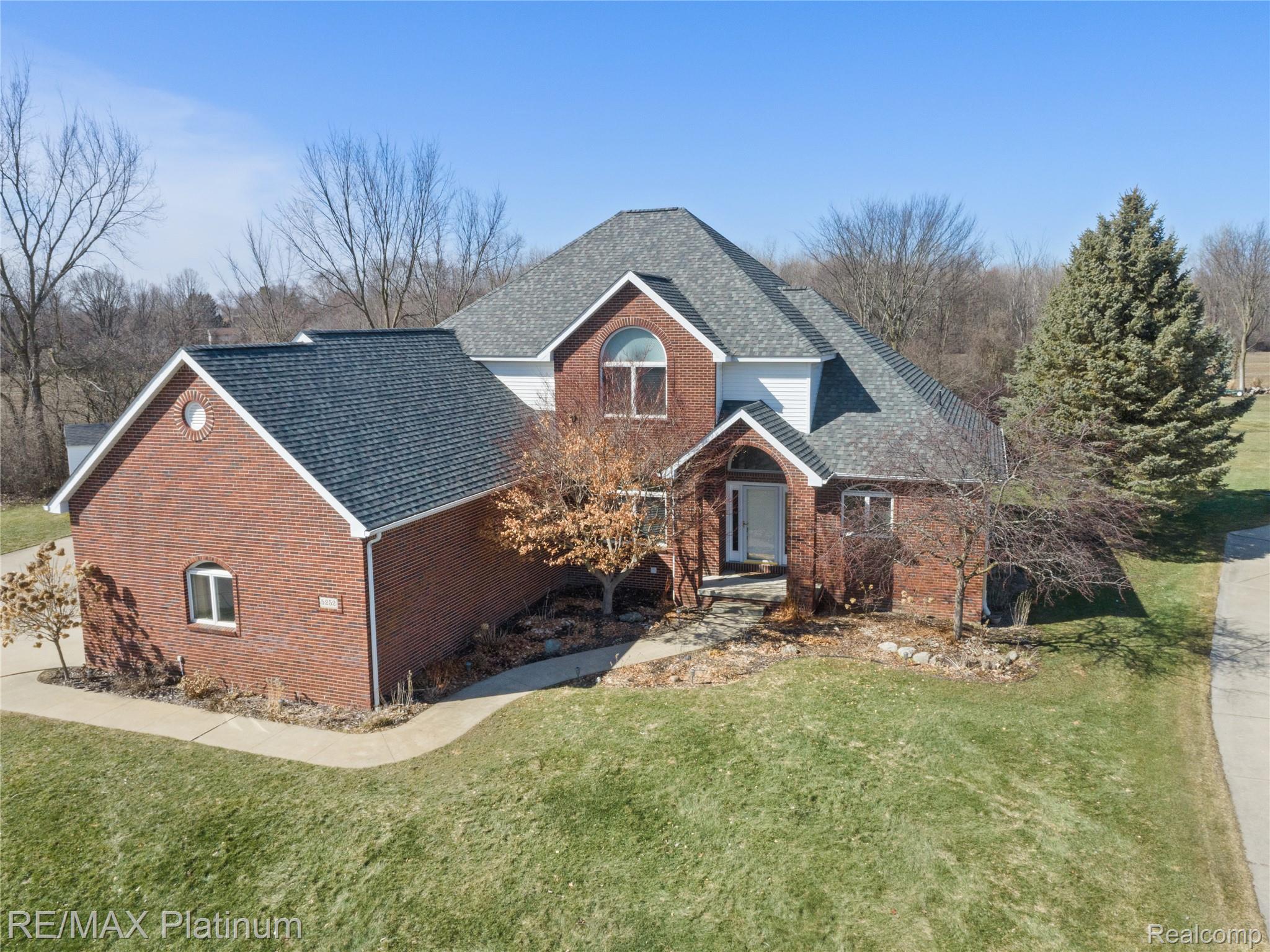 5252 Madison Court