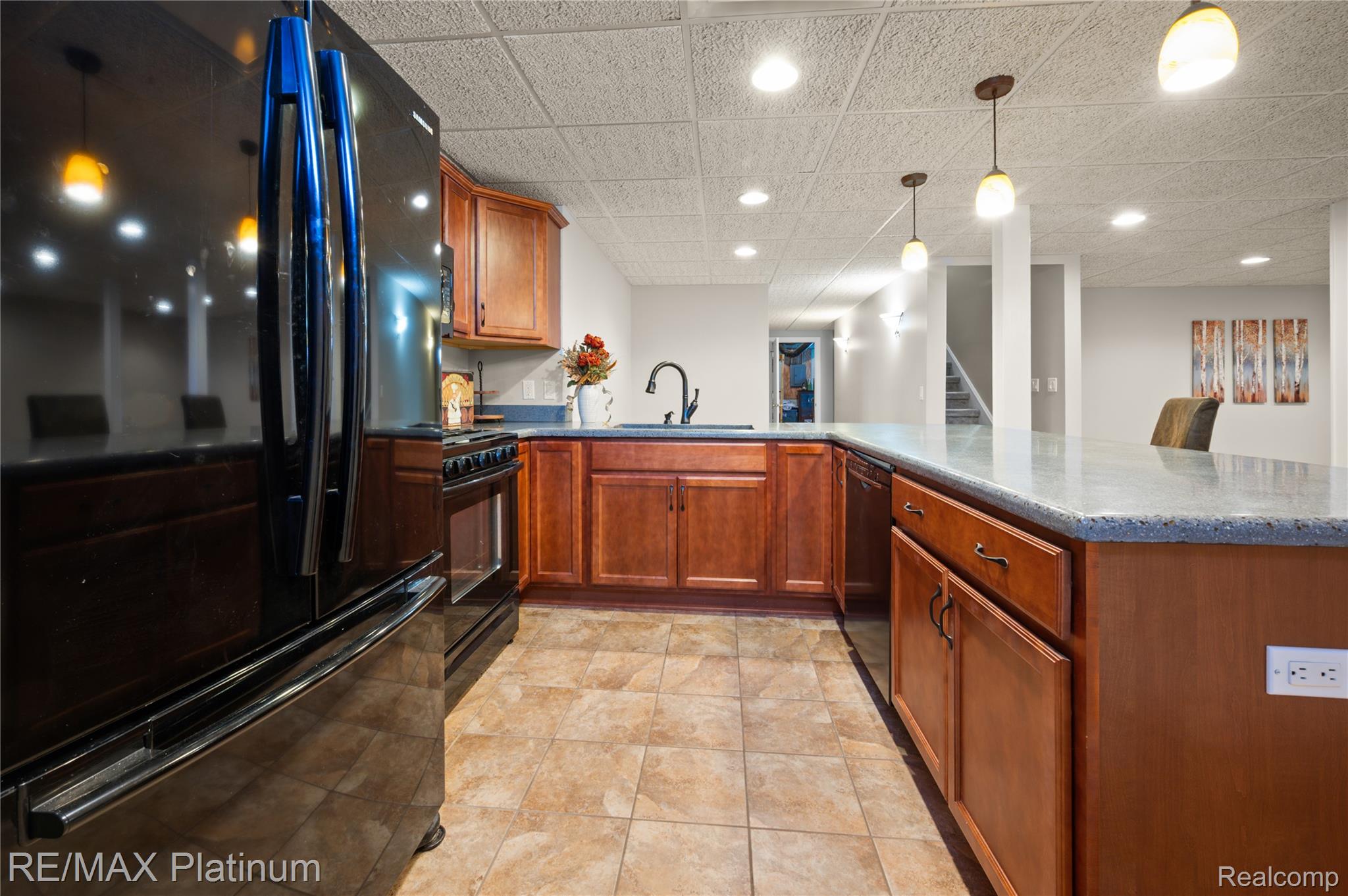 5252 Madison Court