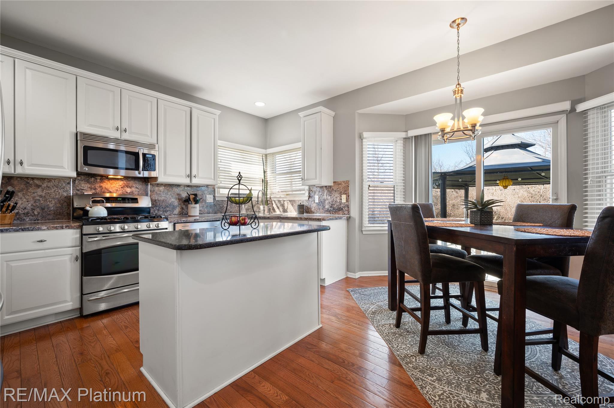 5252 Madison Court