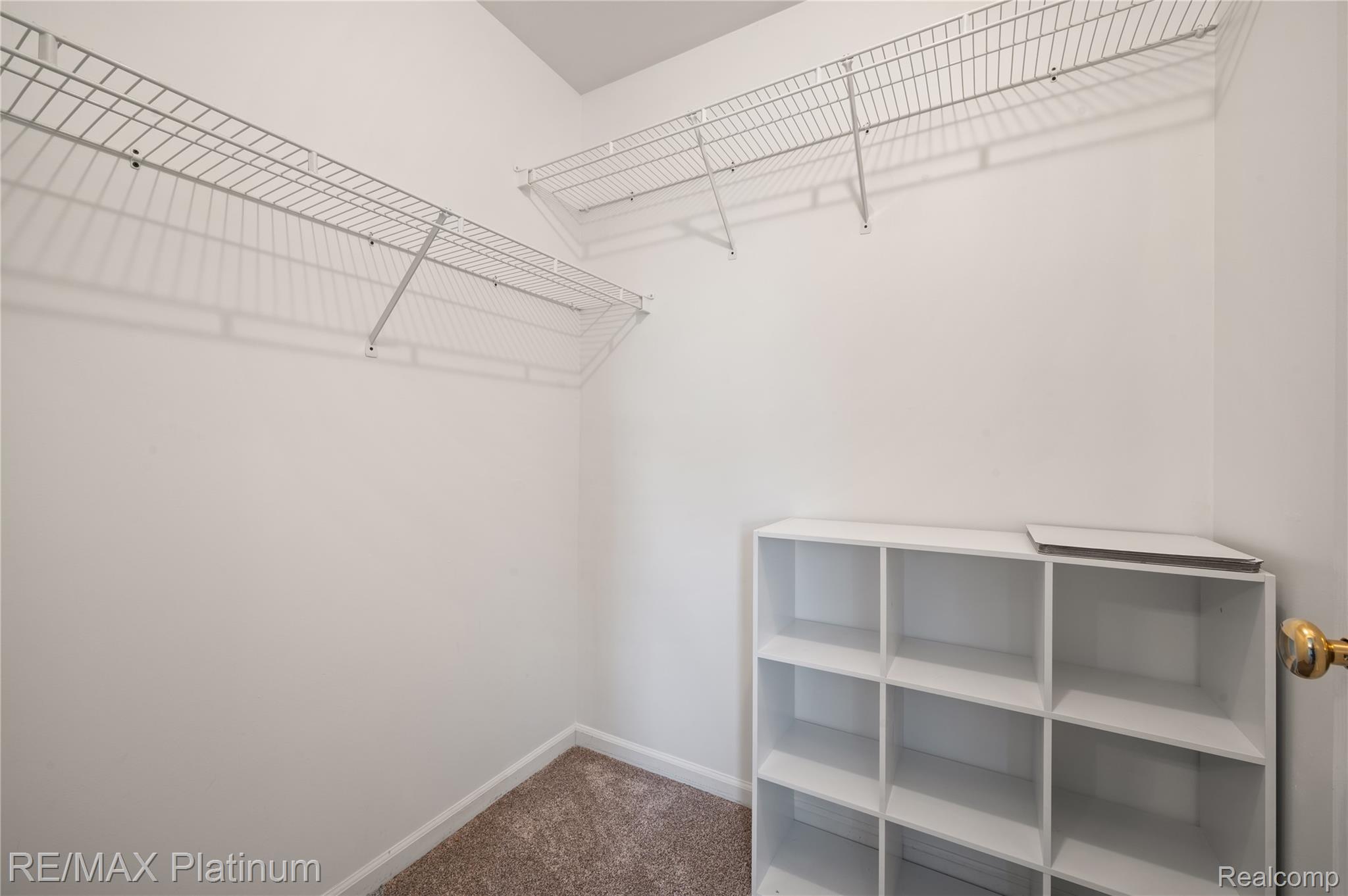 5252 Madison Court