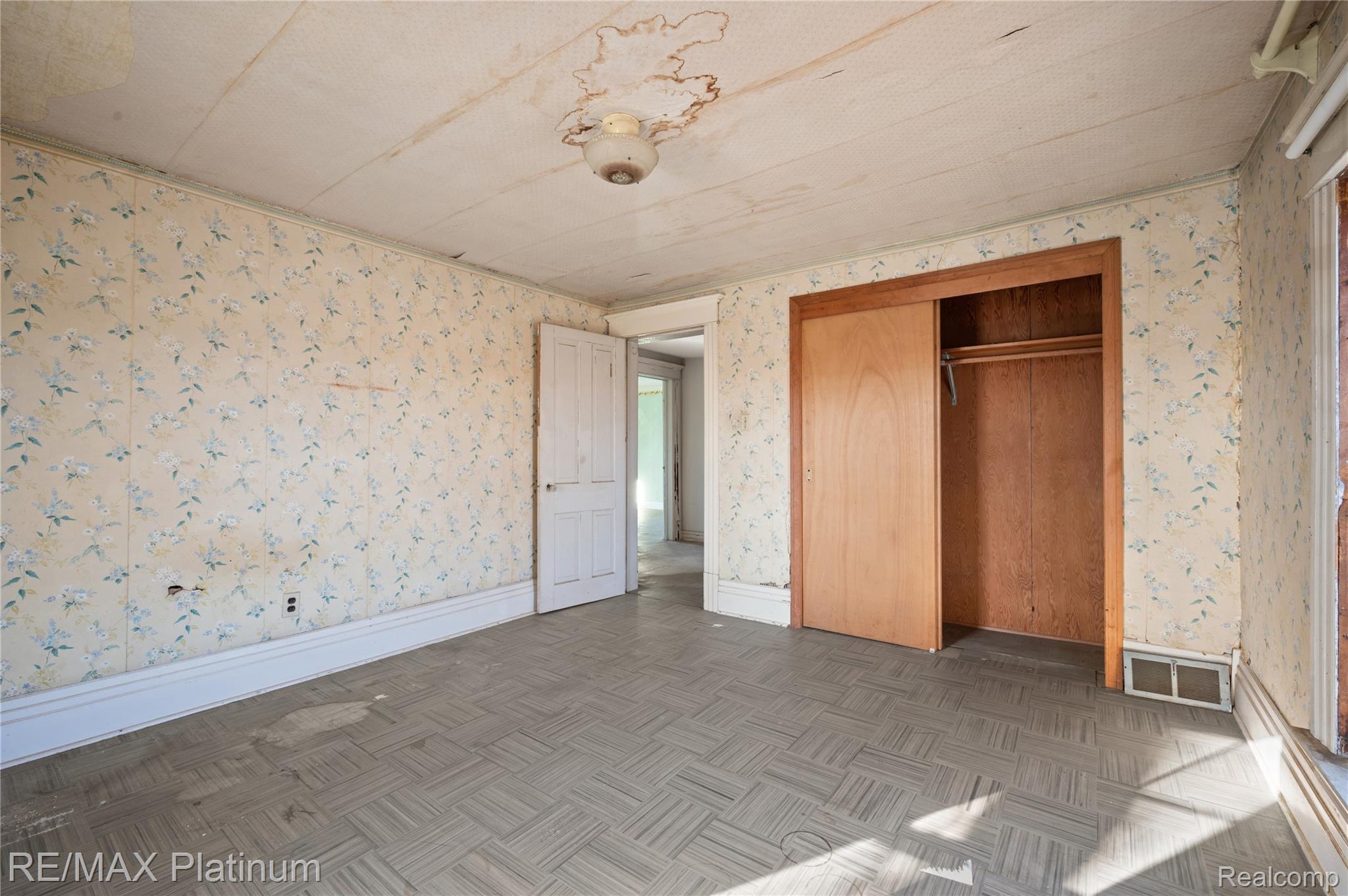 1136 S Nichols Road