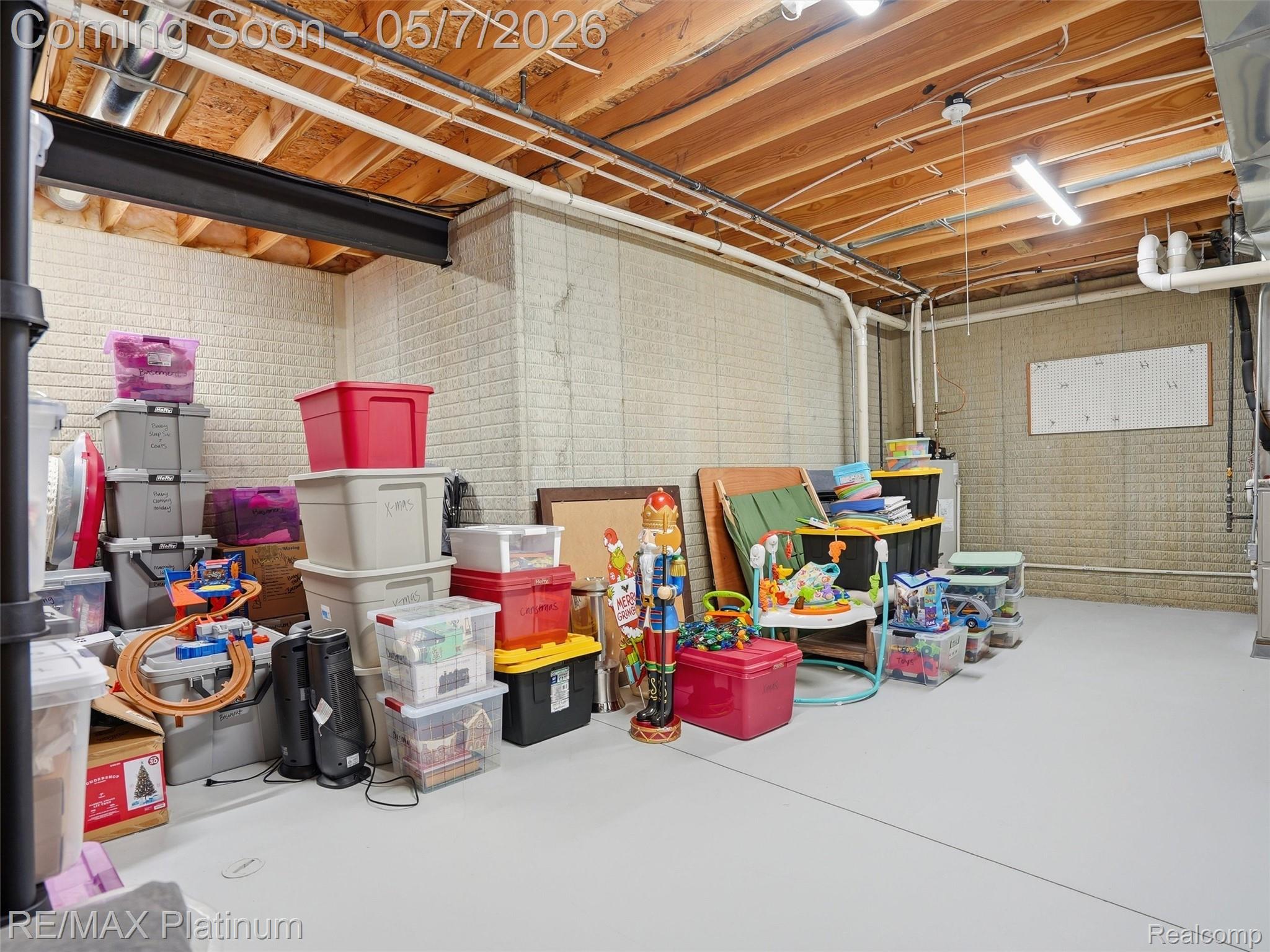 16413 Carrie Lane