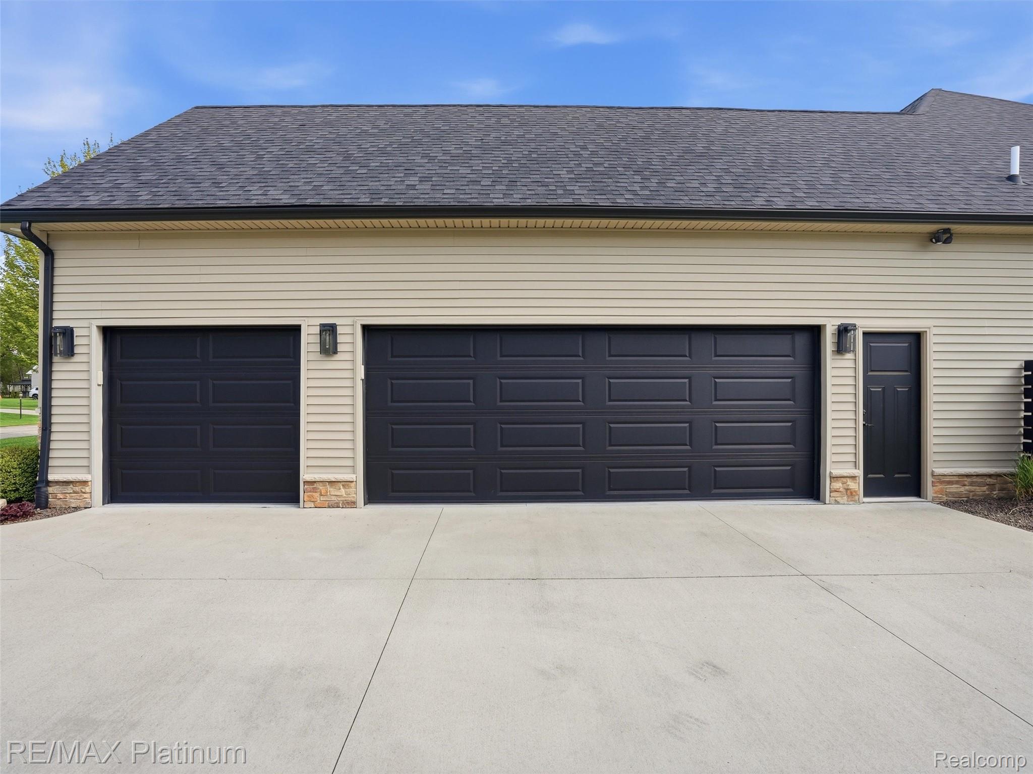 16413 Carrie Lane