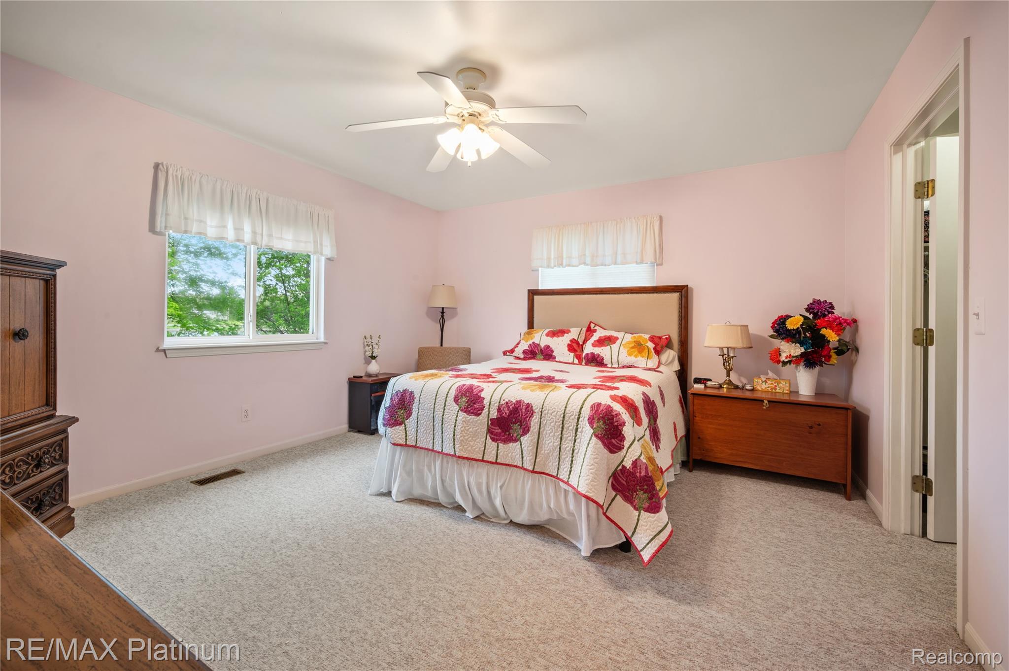 1270 Crystal Pointe Circle