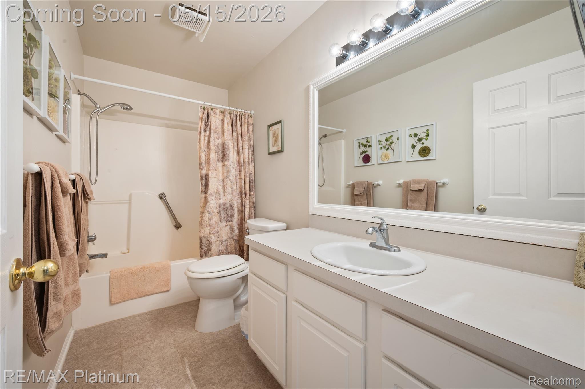 1270 Crystal Pointe Circle