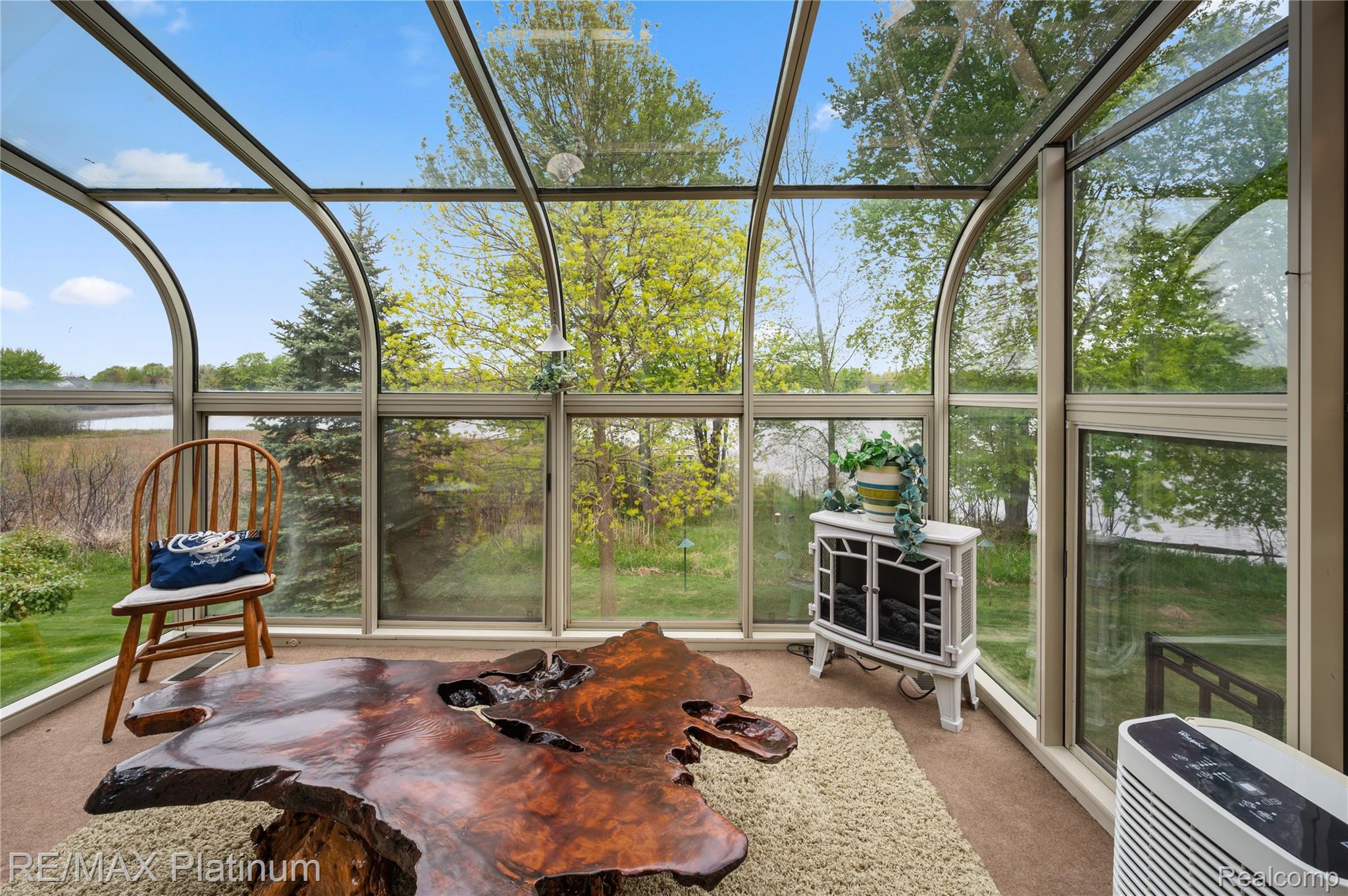 1270 Crystal Pointe Circle
