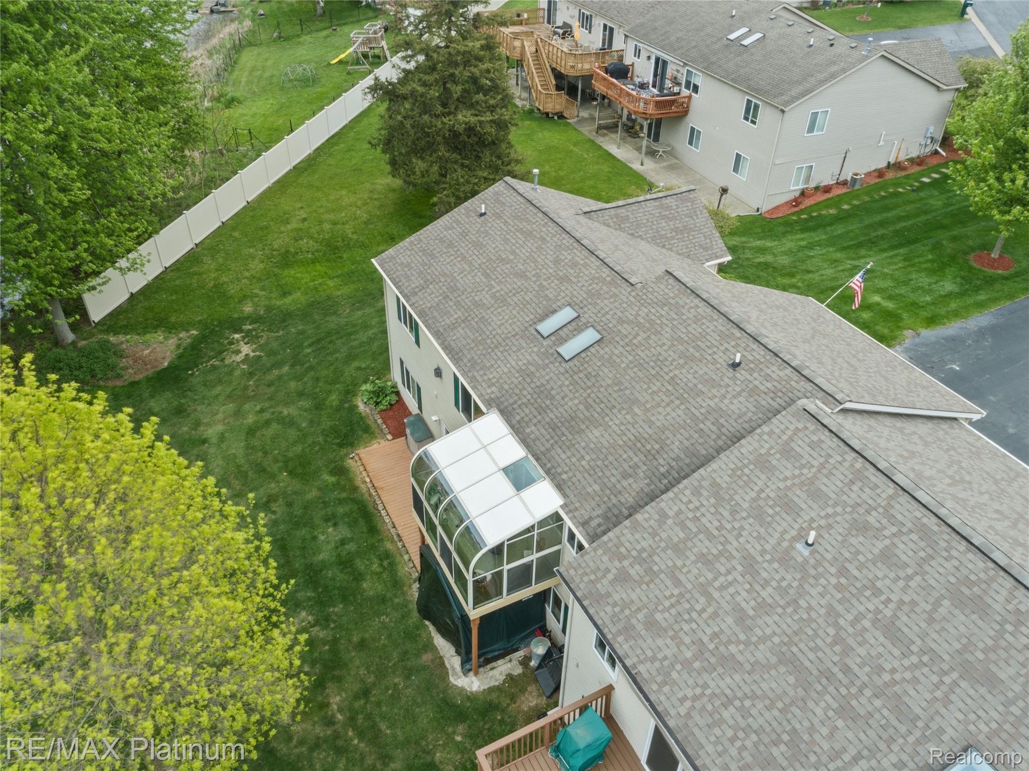 1270 Crystal Pointe Circle