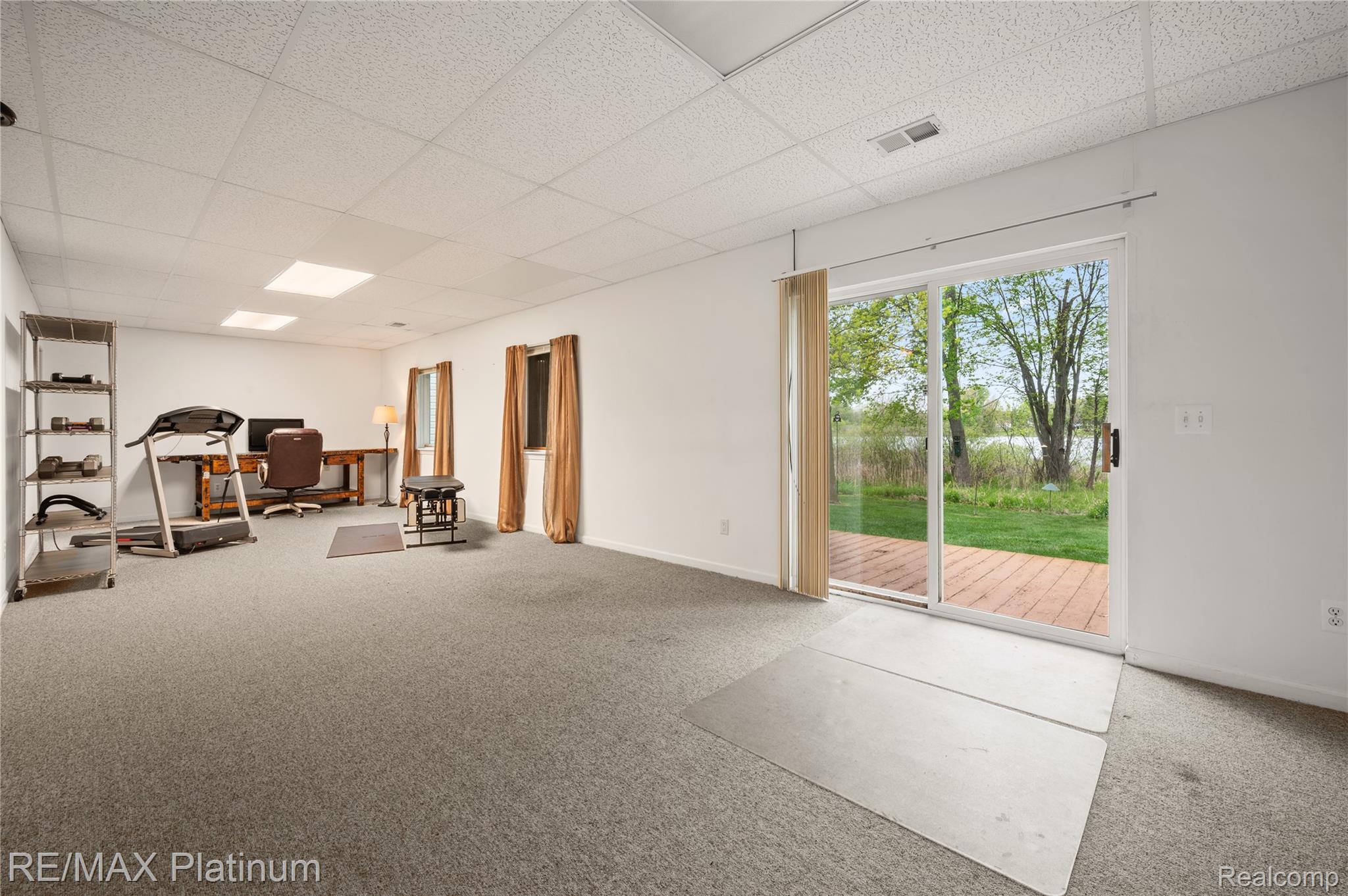 1270 Crystal Pointe Circle