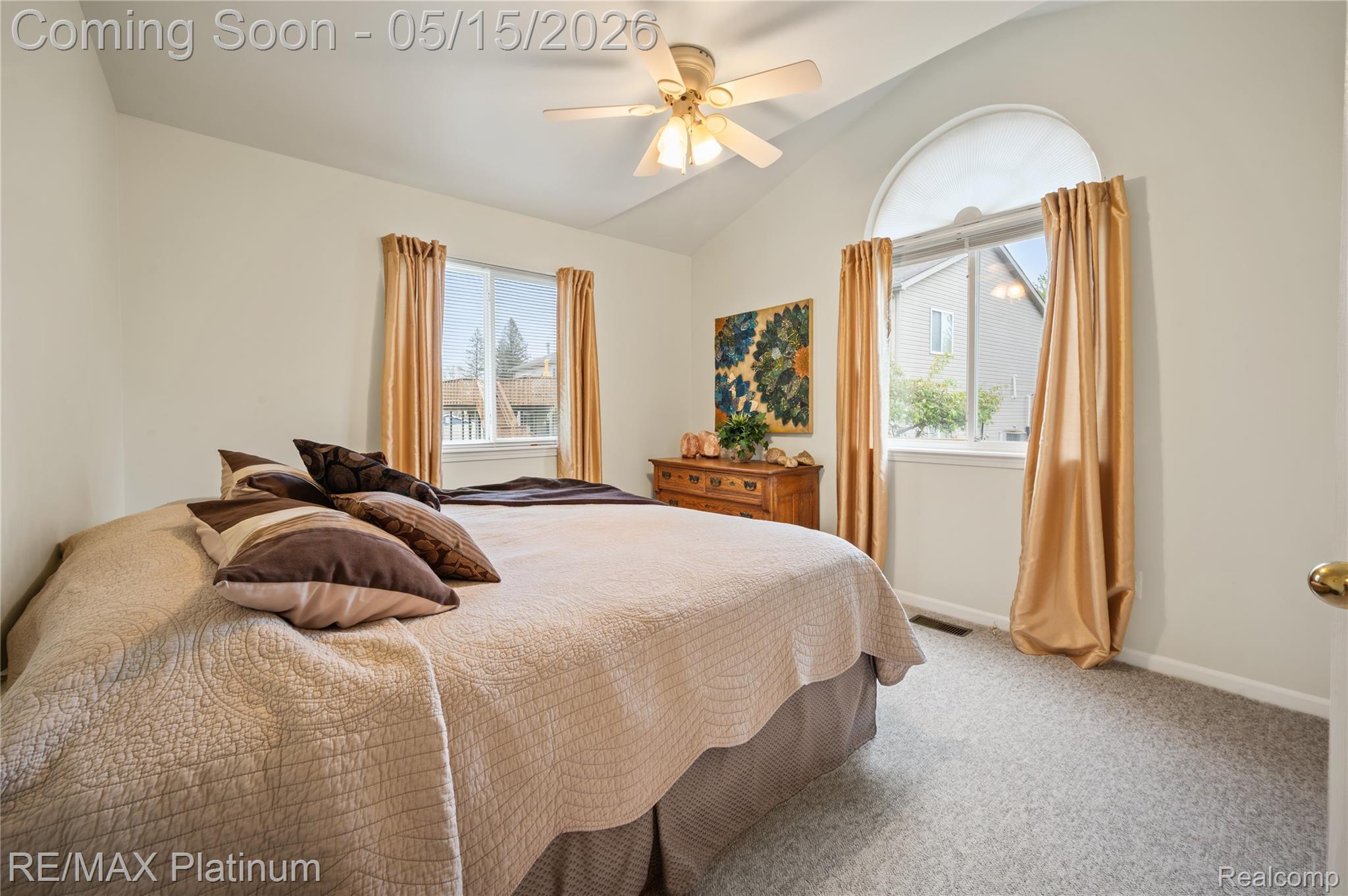 1270 Crystal Pointe Circle