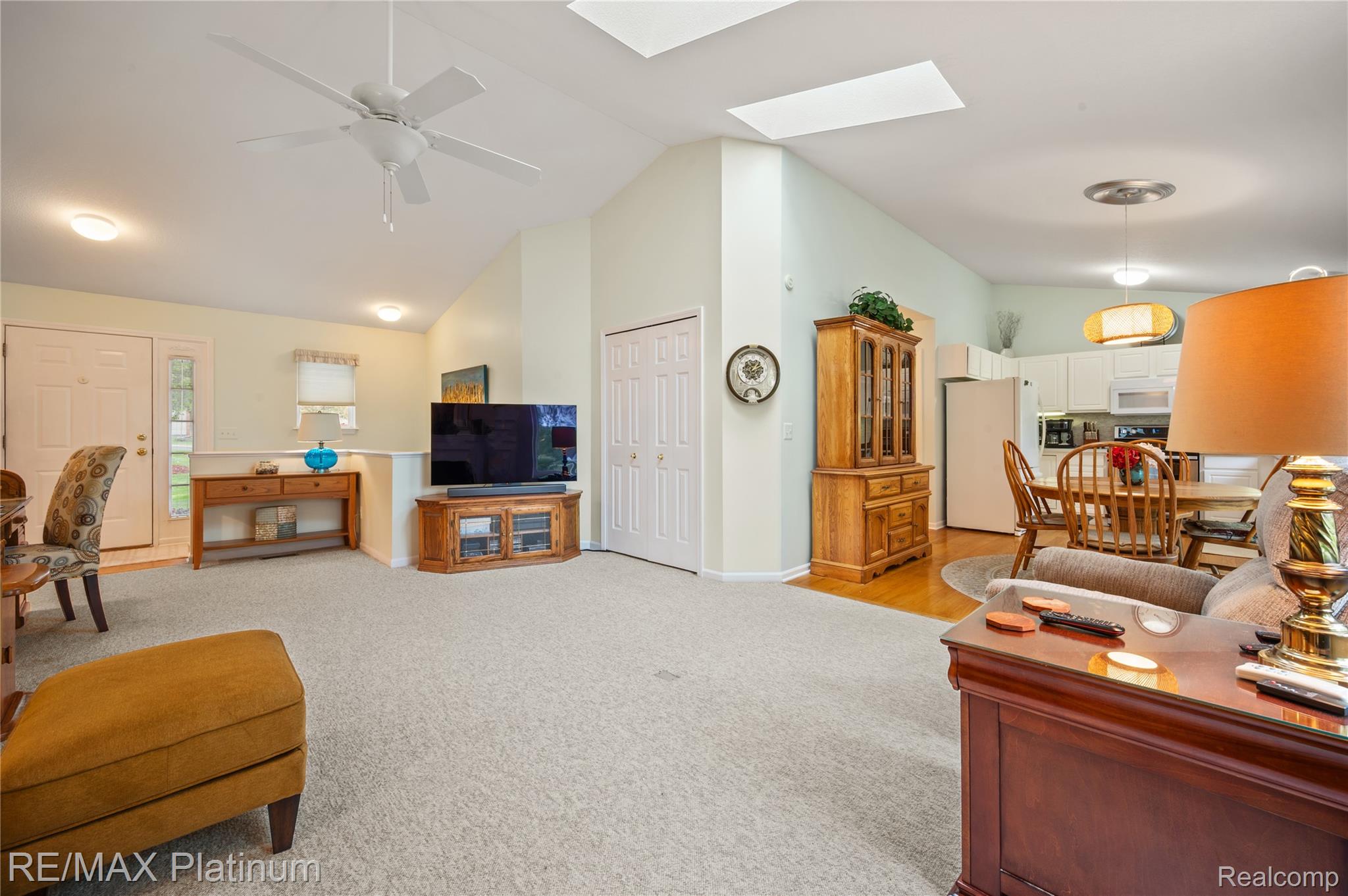 1270 Crystal Pointe Circle