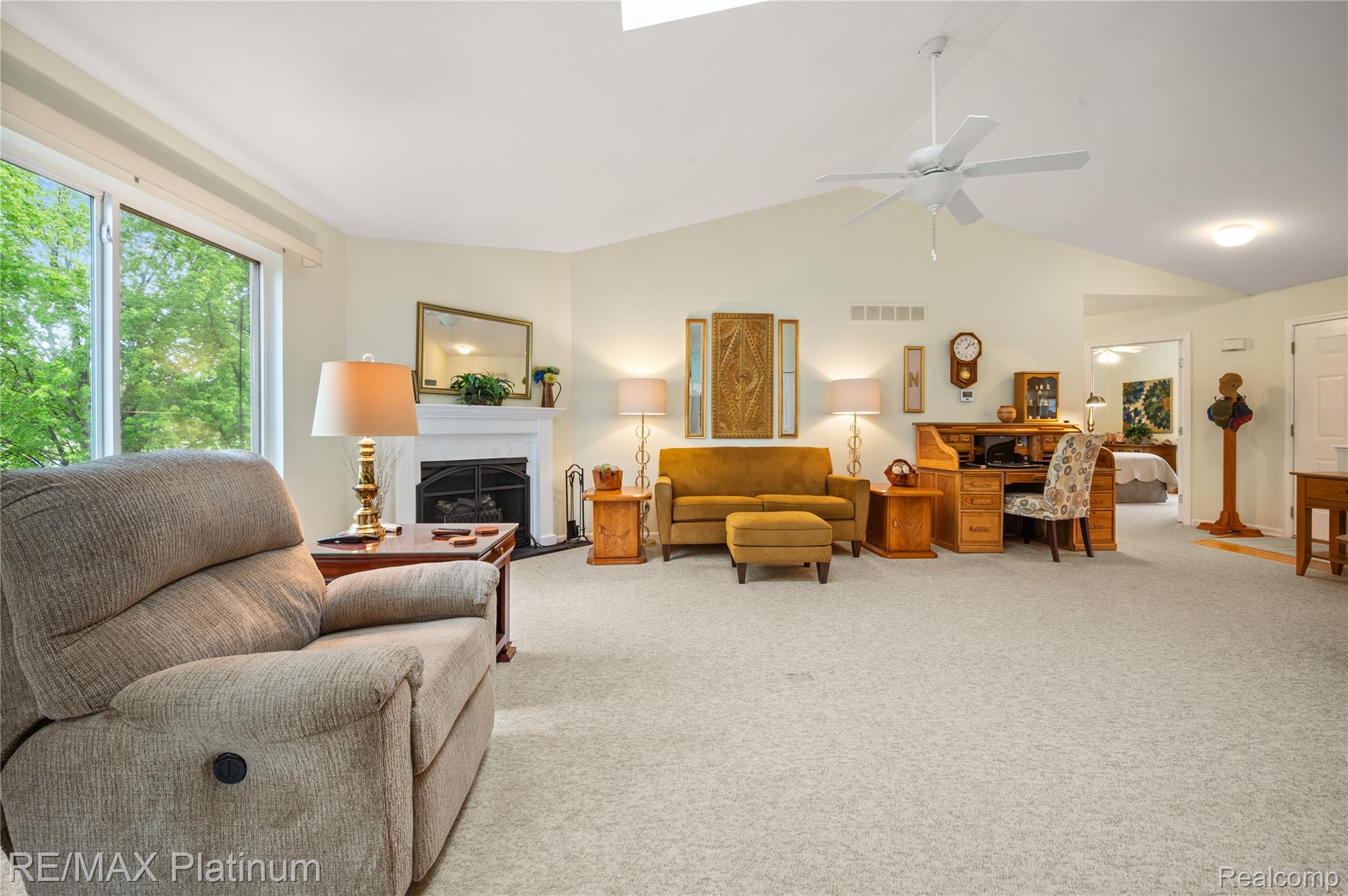 1270 Crystal Pointe Circle