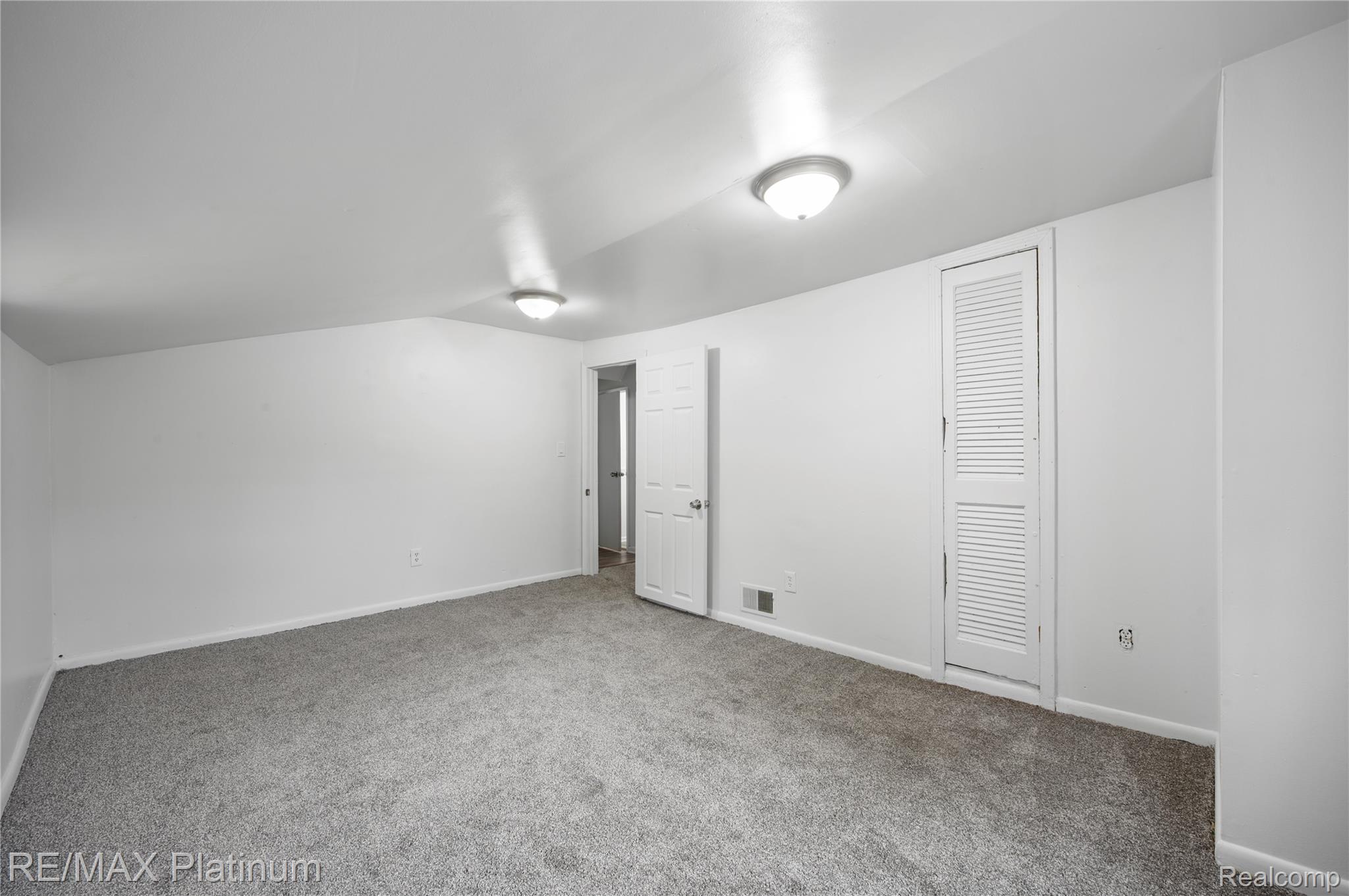 6116 Lapeer Road