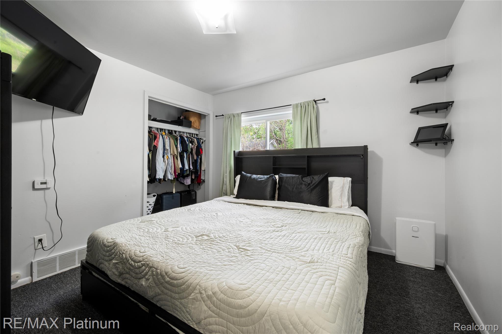 6116 Lapeer Road