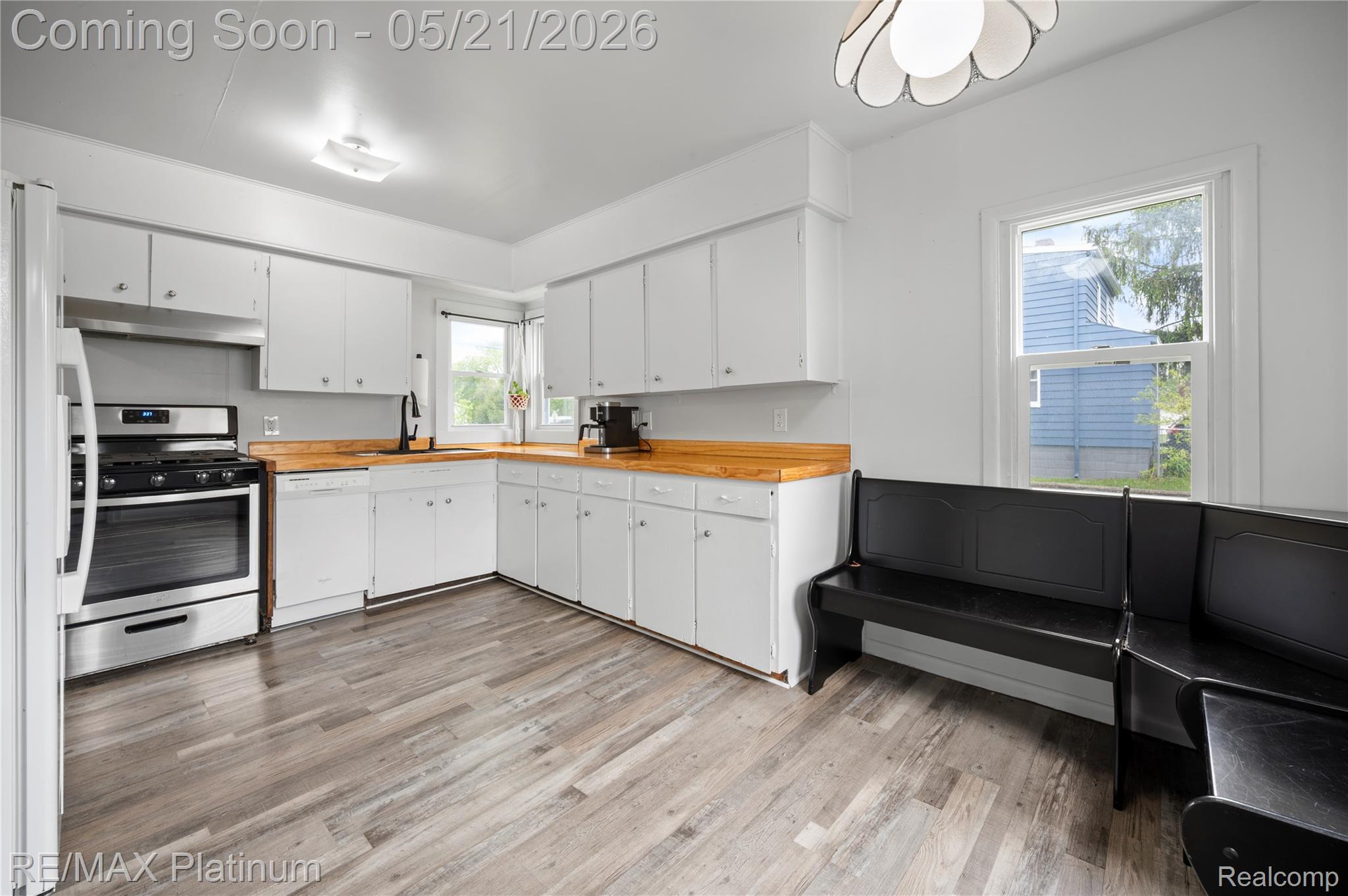 6116 Lapeer Road