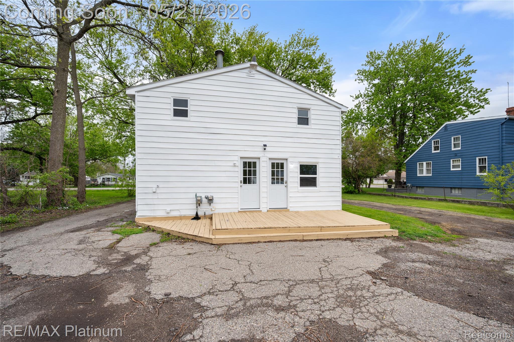 6116 Lapeer Road