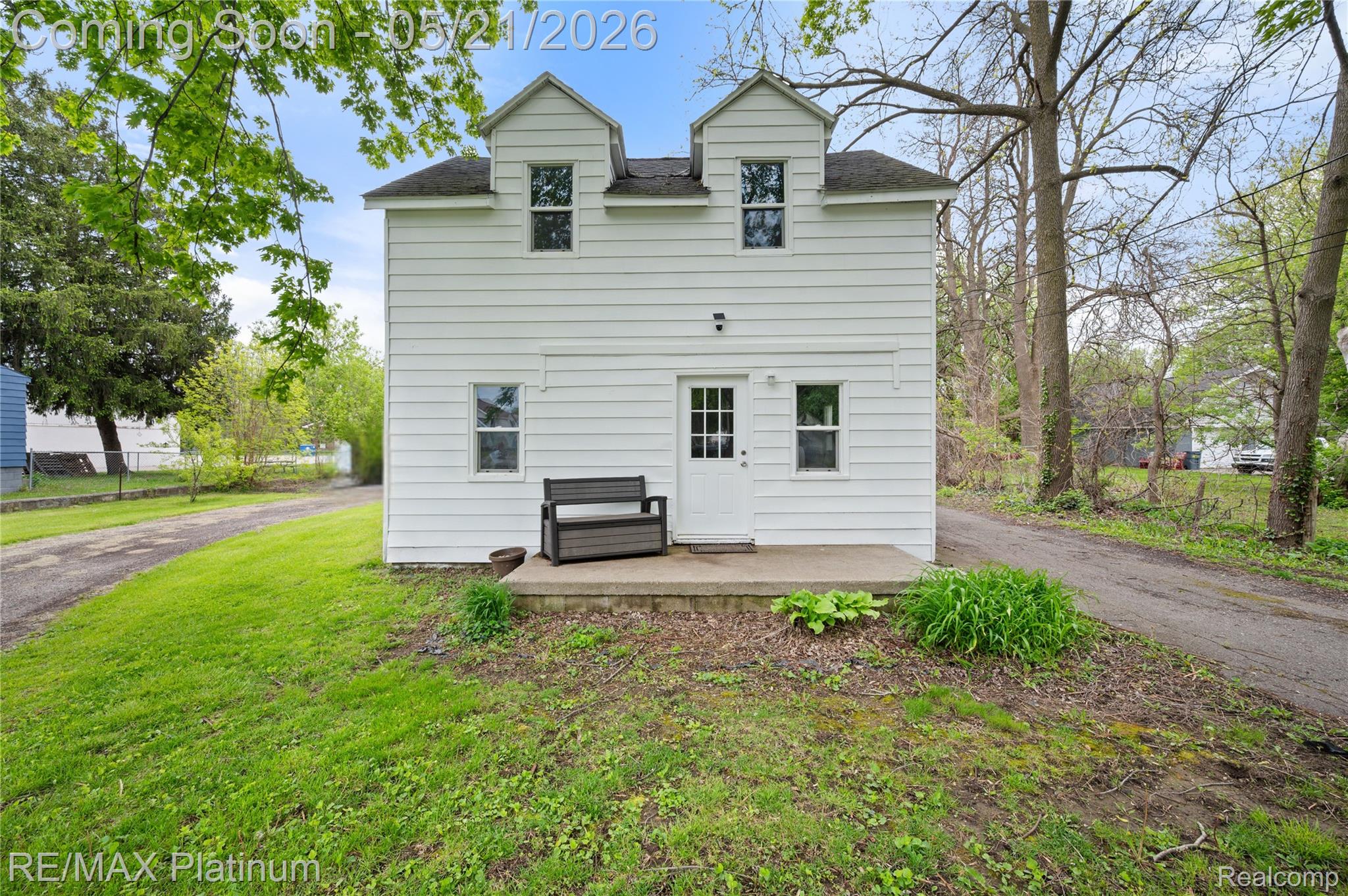 6116 Lapeer Road