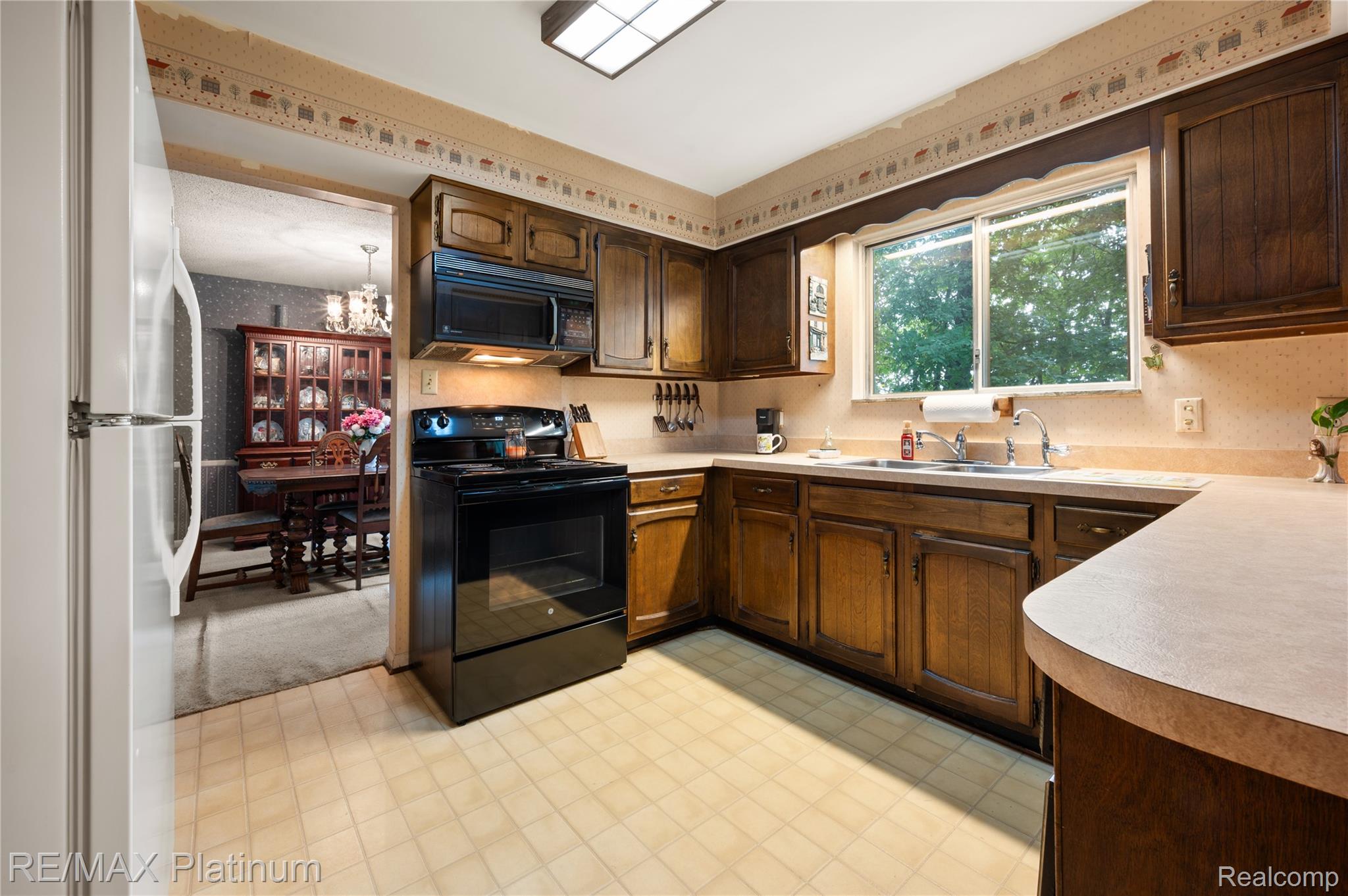 9460 Deer Park Court