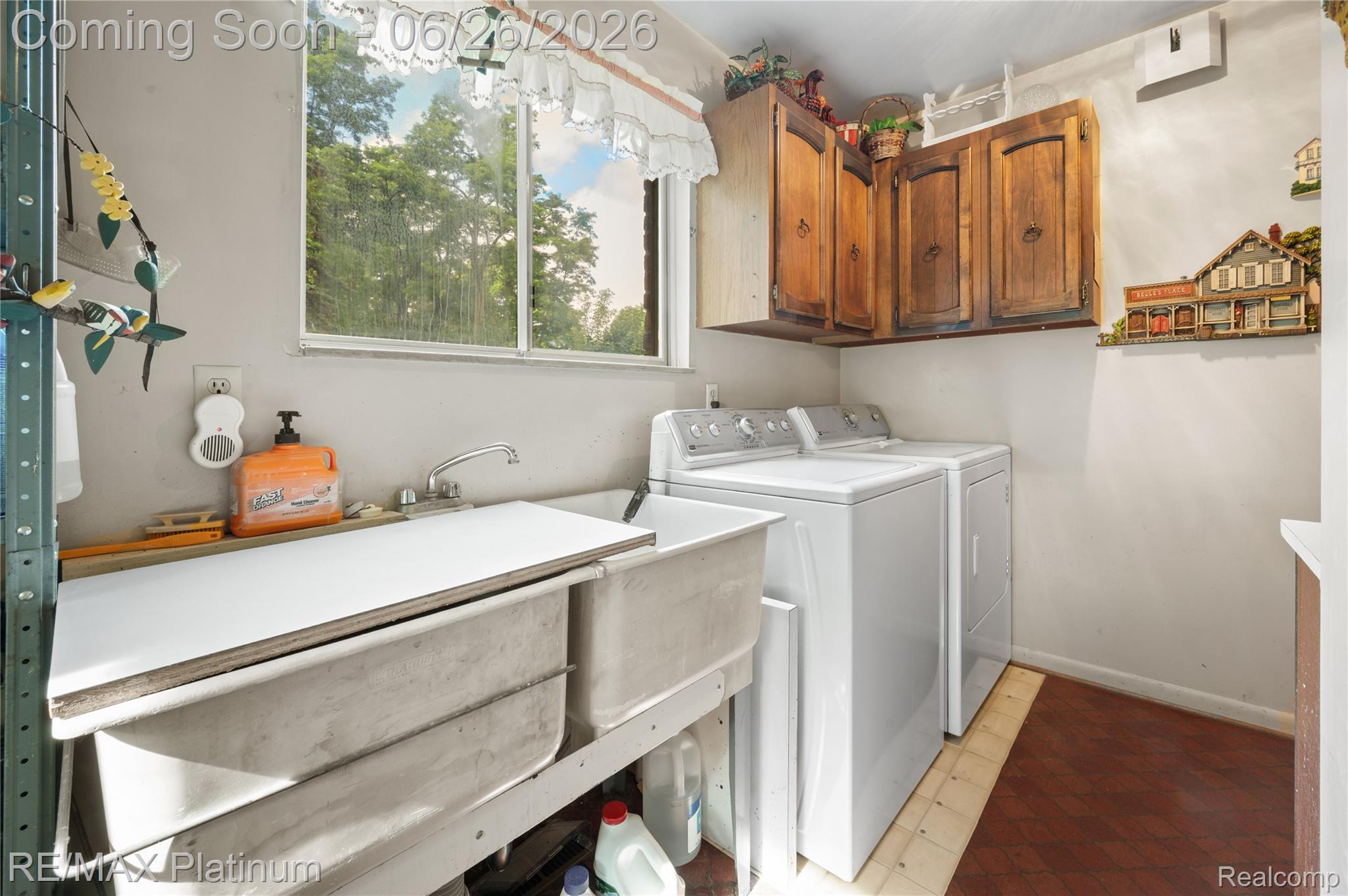 9460 Deer Park Court