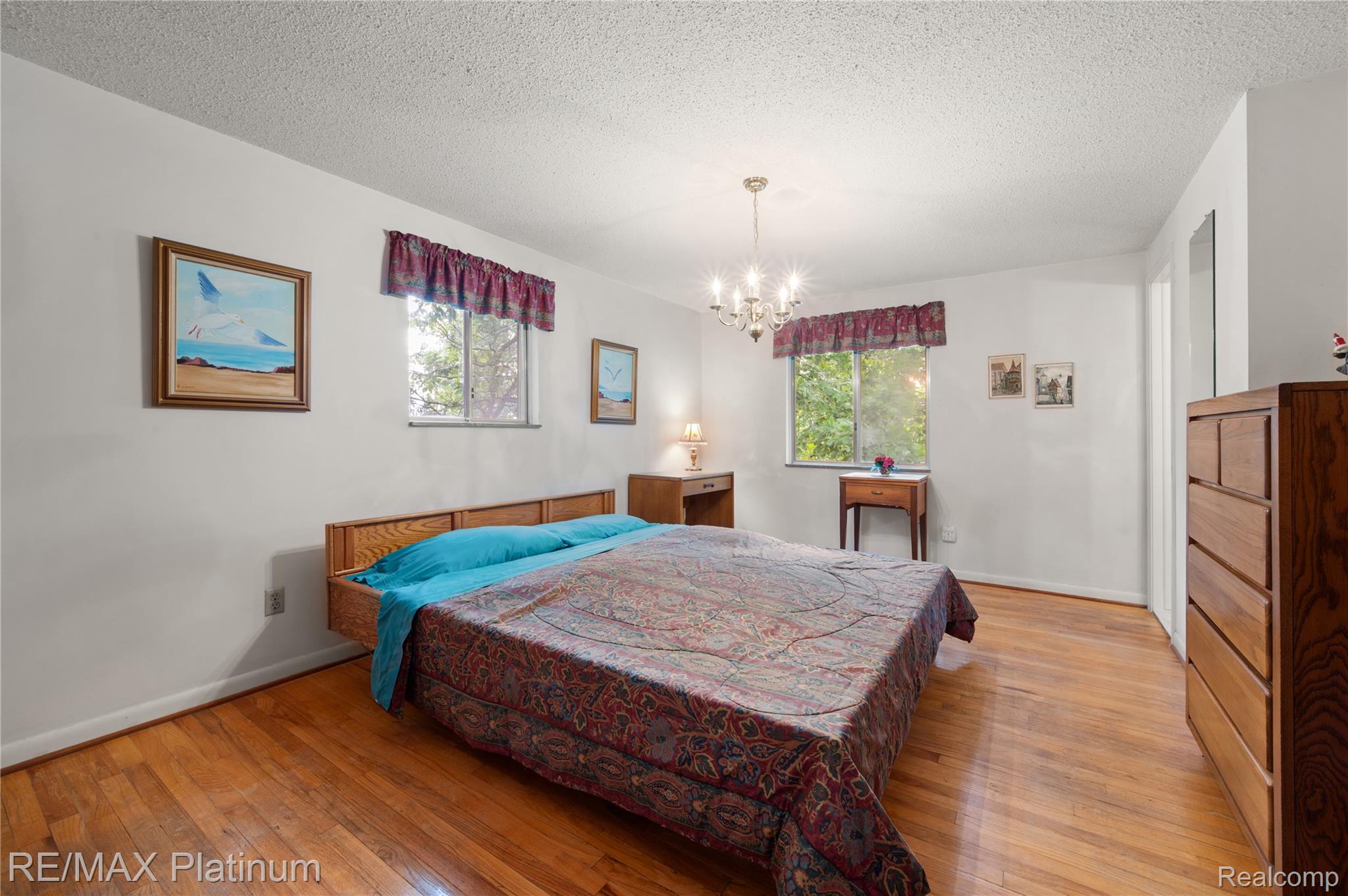 9460 Deer Park Court
