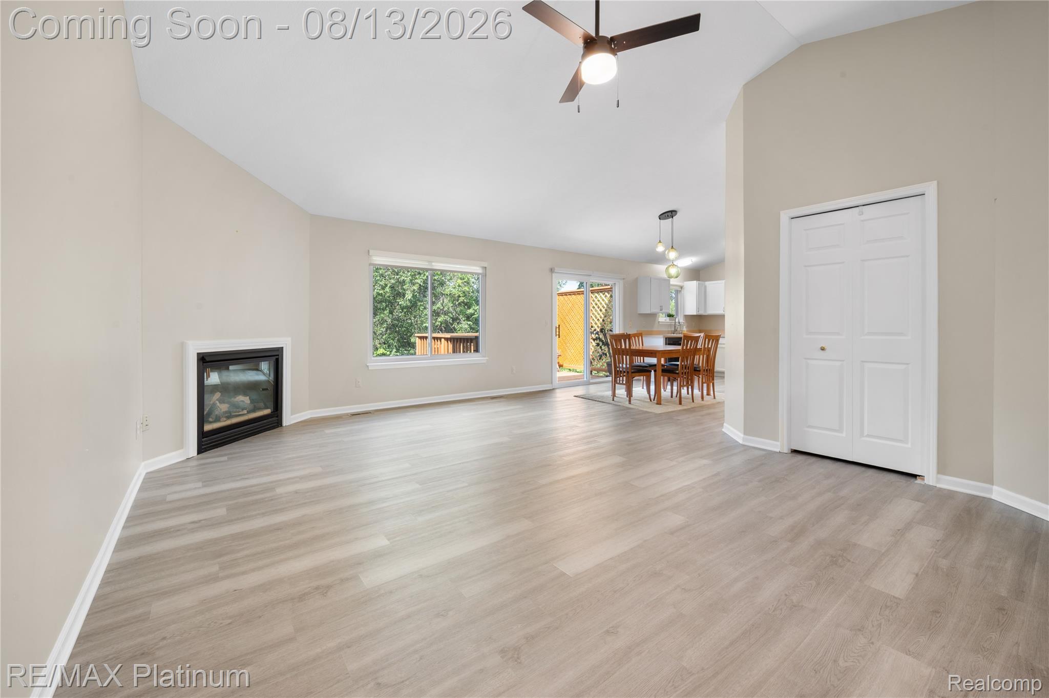 1277 Crystal Pointe Circle