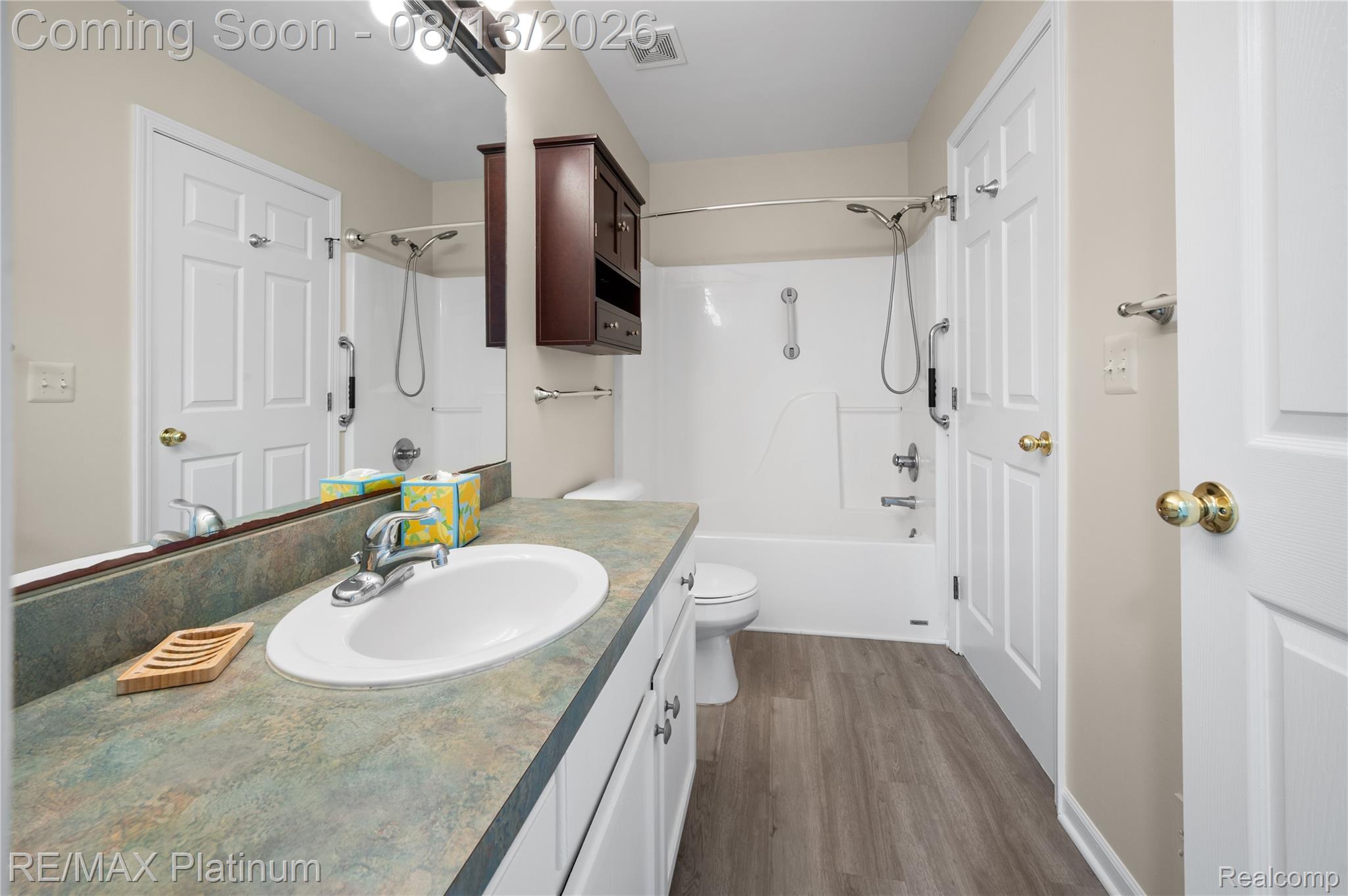 1277 Crystal Pointe Circle
