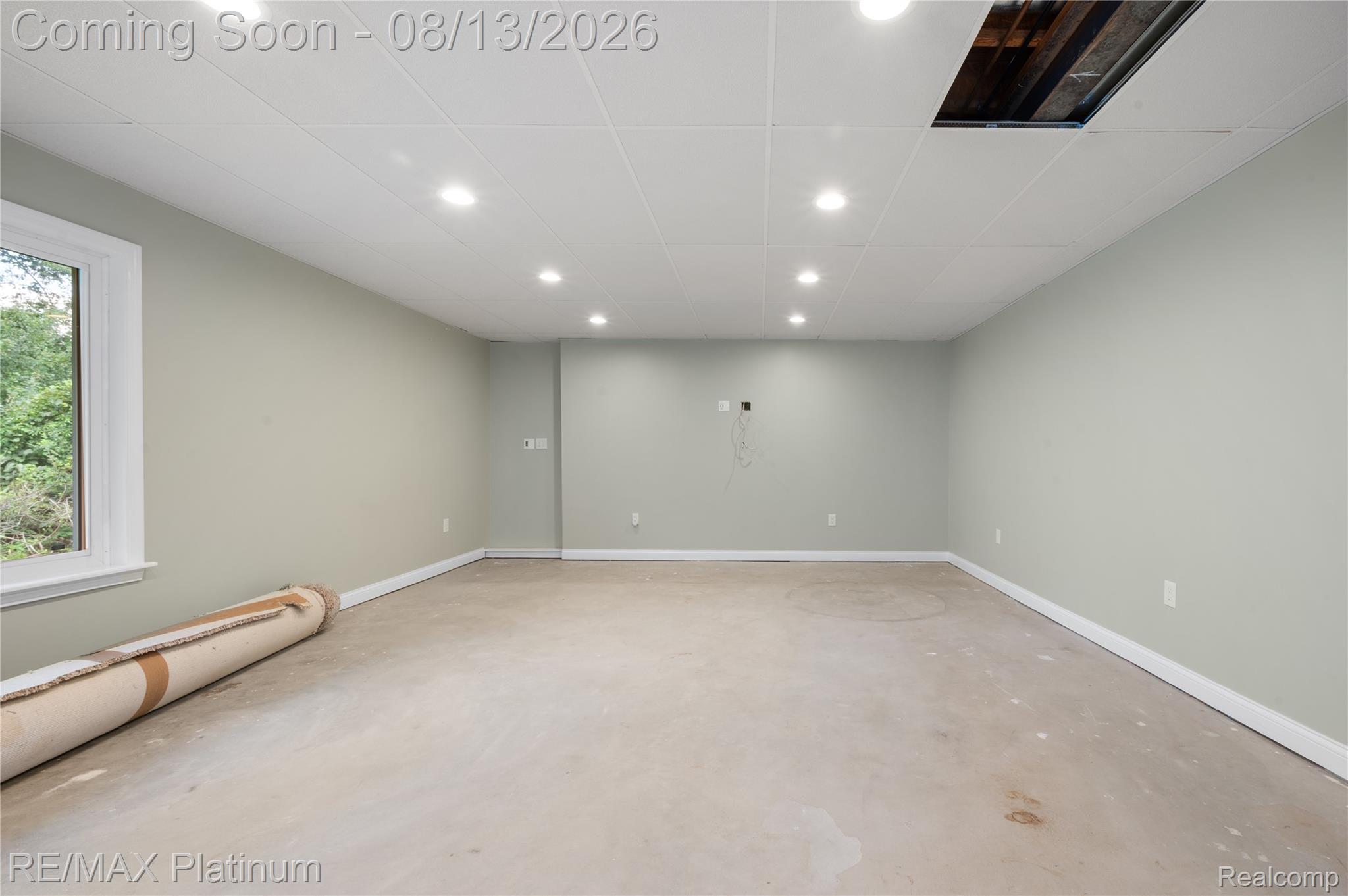 1277 Crystal Pointe Circle
