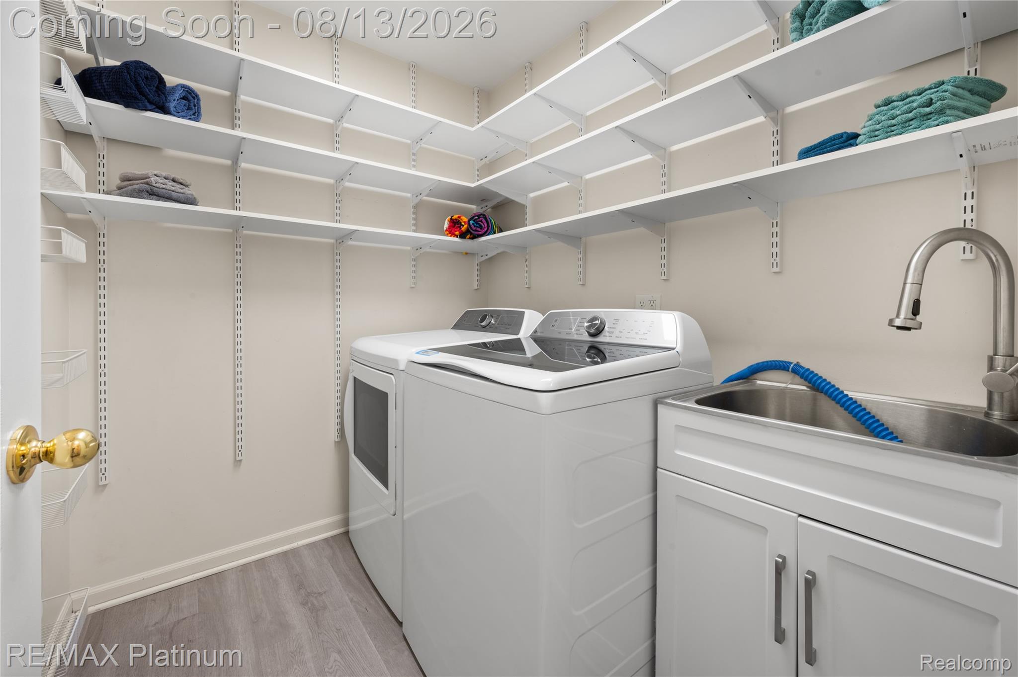 1277 Crystal Pointe Circle