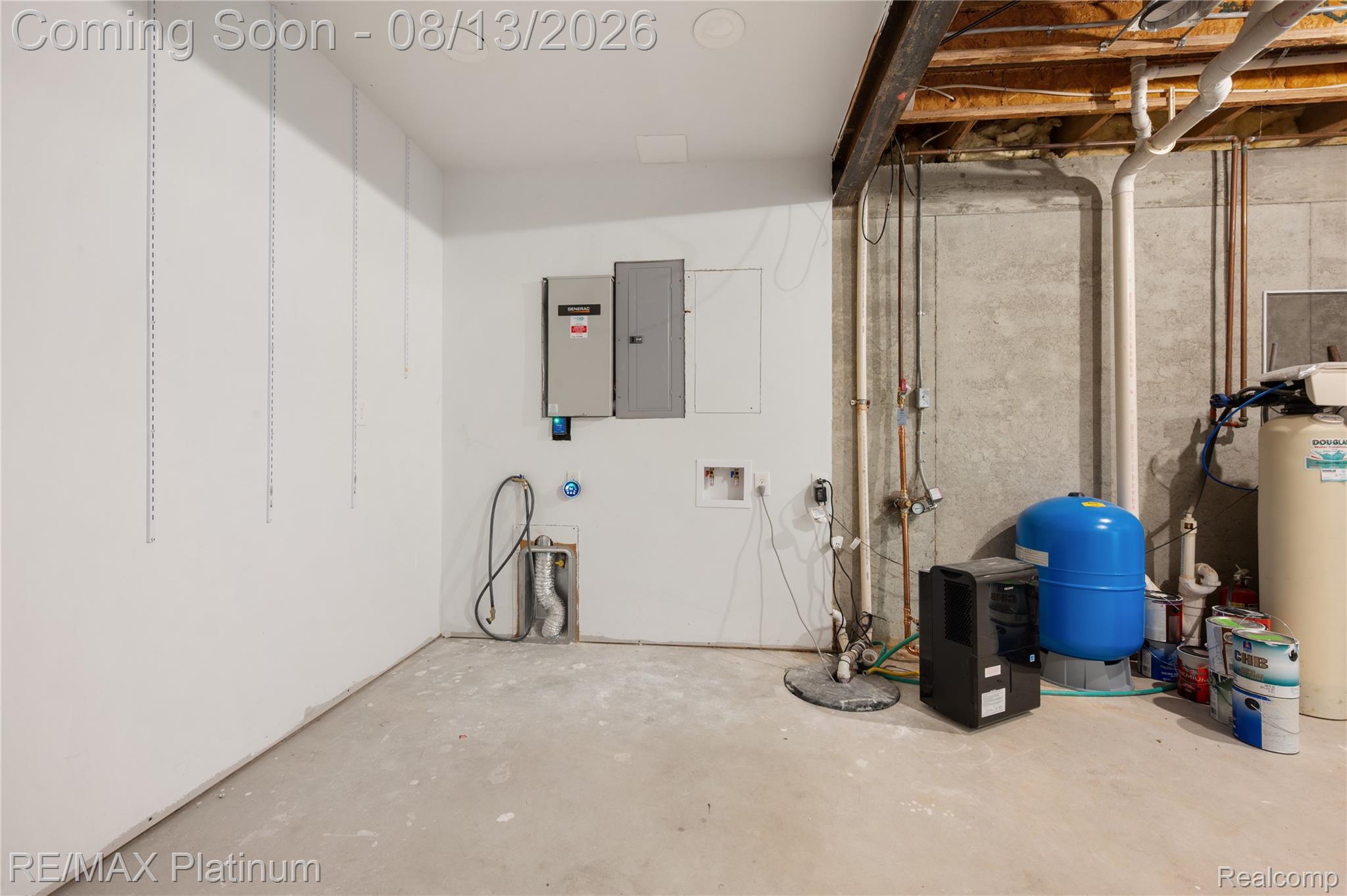 1277 Crystal Pointe Circle