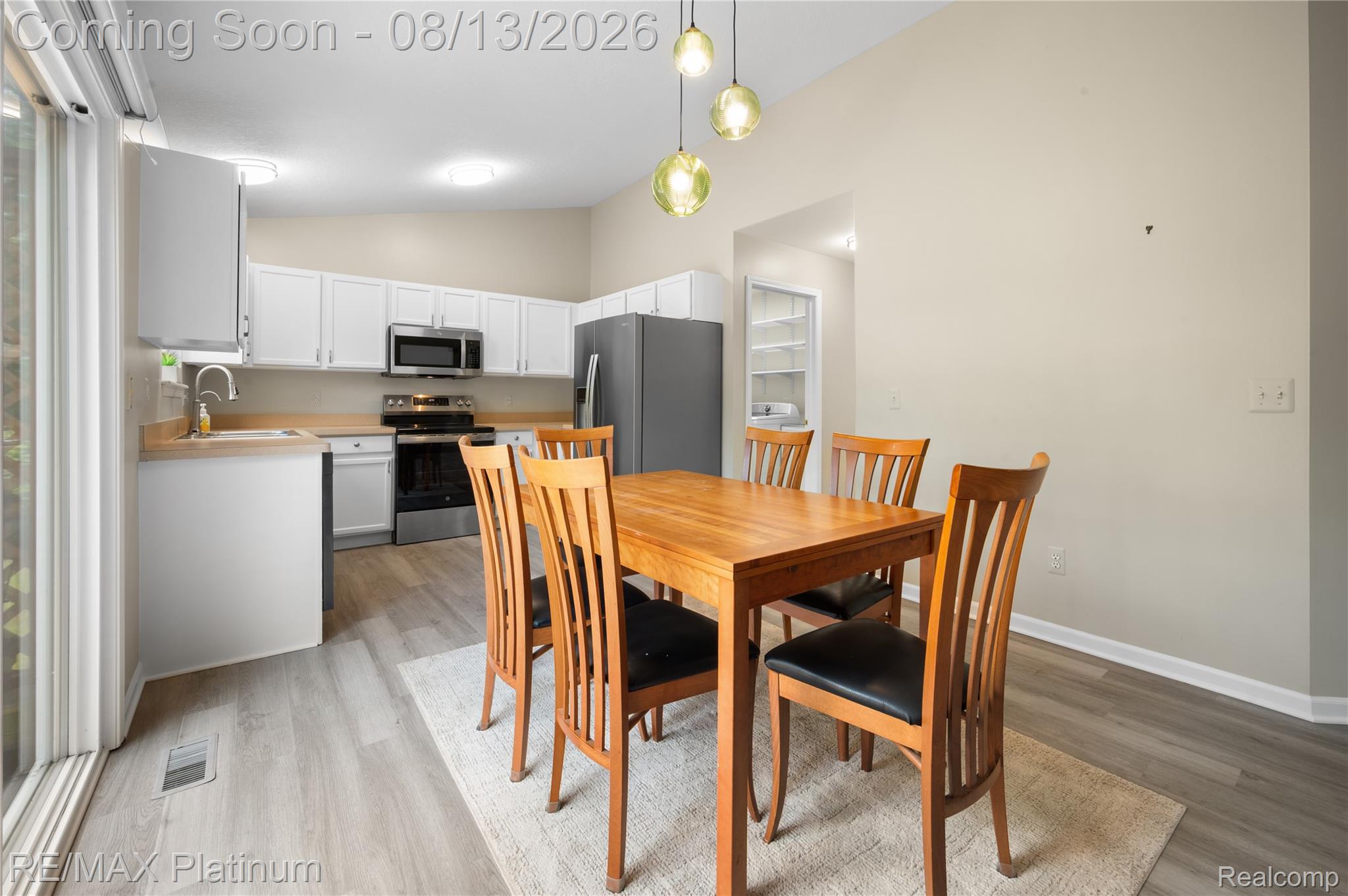 1277 Crystal Pointe Circle