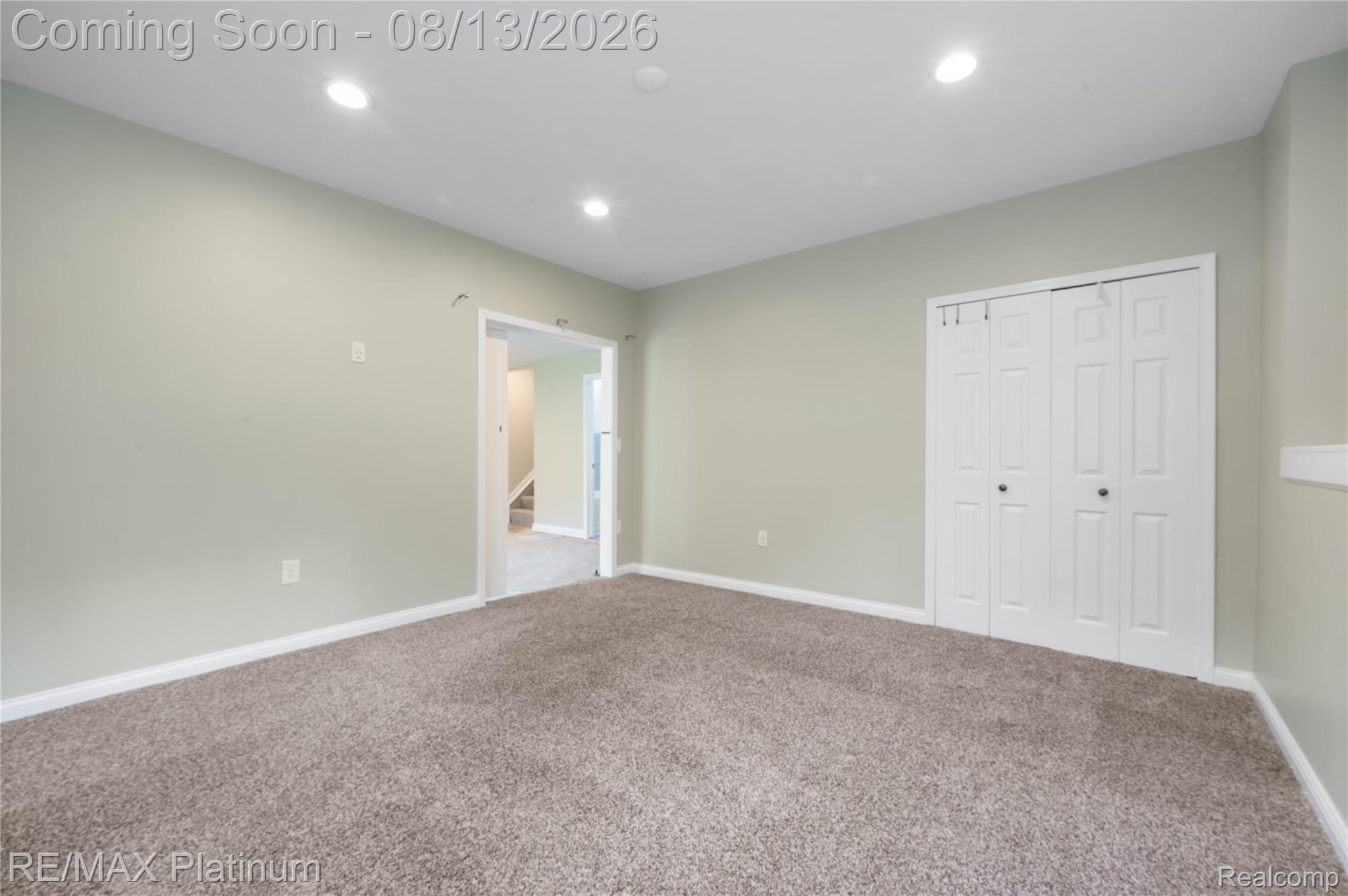 1277 Crystal Pointe Circle