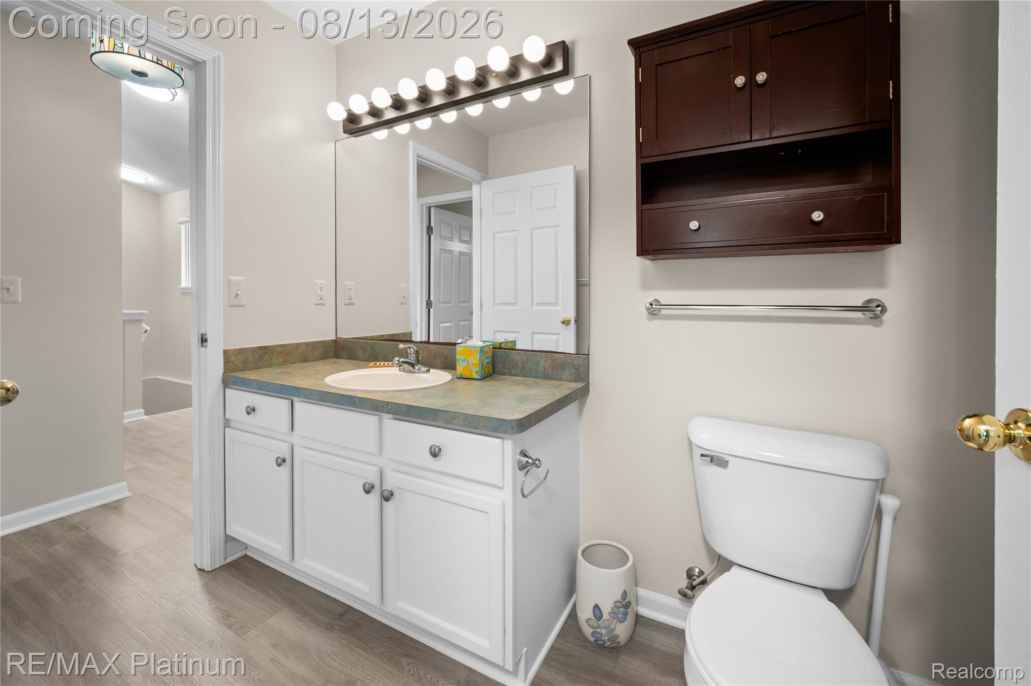 1277 Crystal Pointe Circle