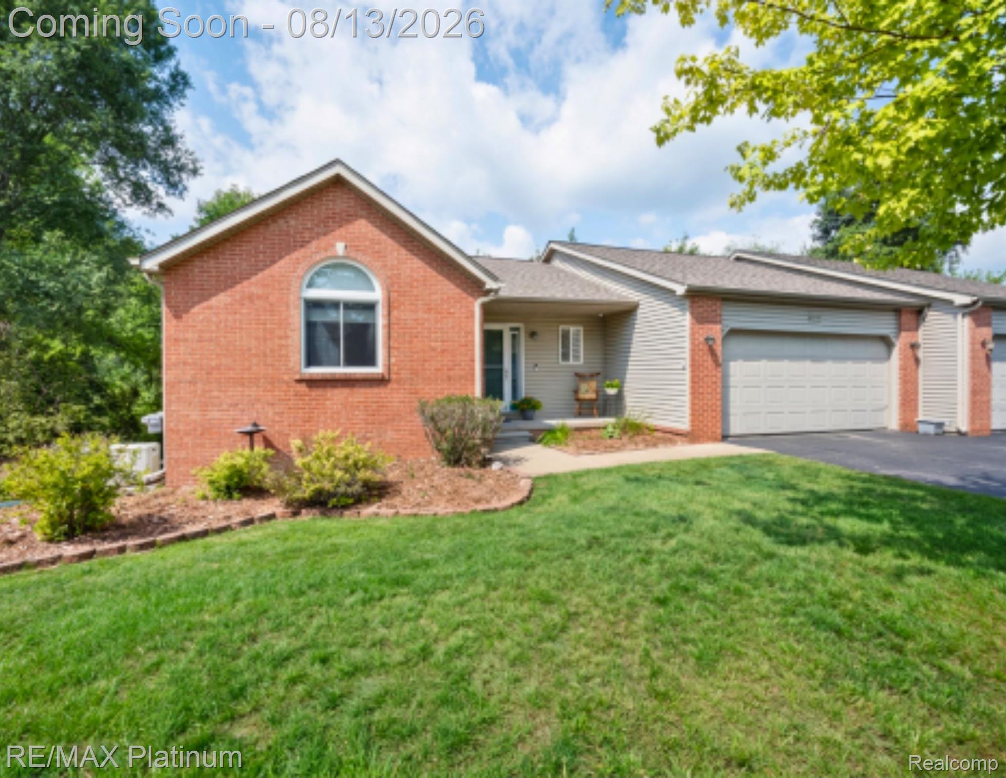 1277 Crystal Pointe Circle