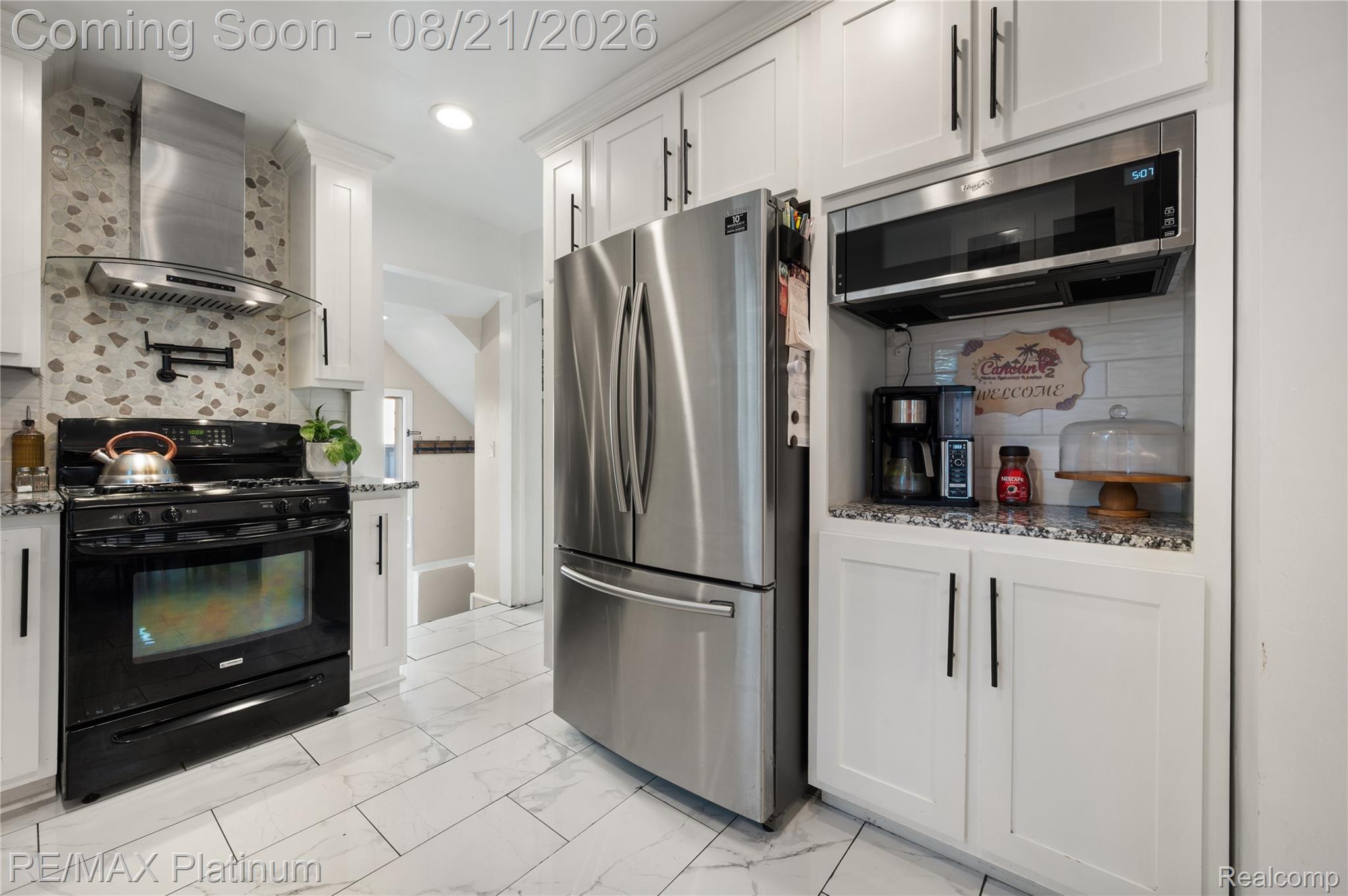 2406 Tuscola Street