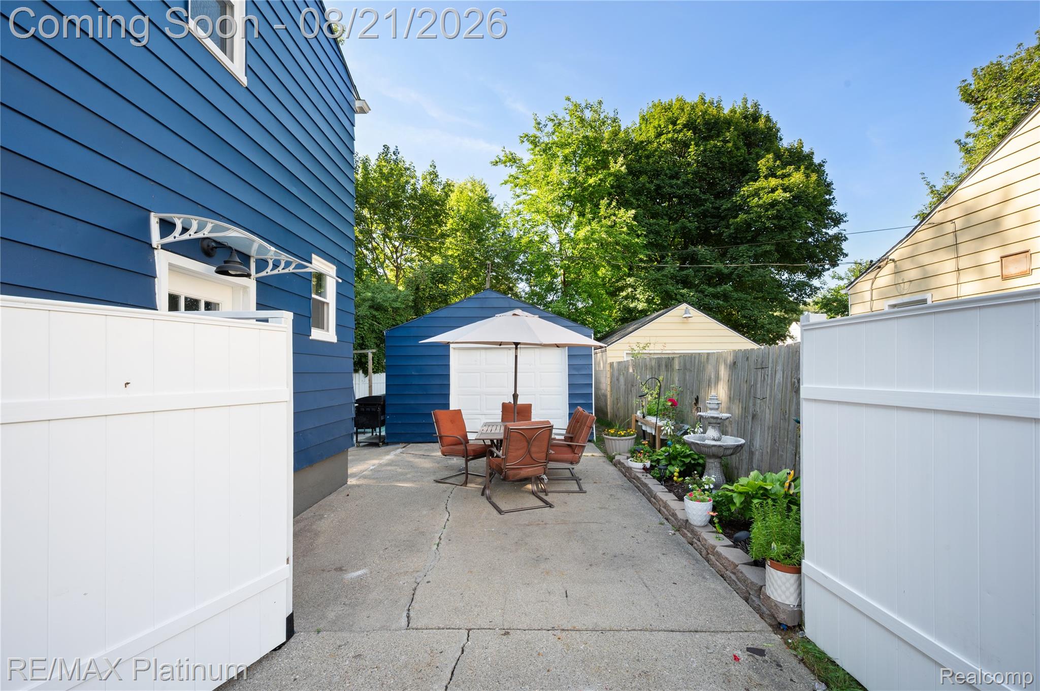 2406 Tuscola Street