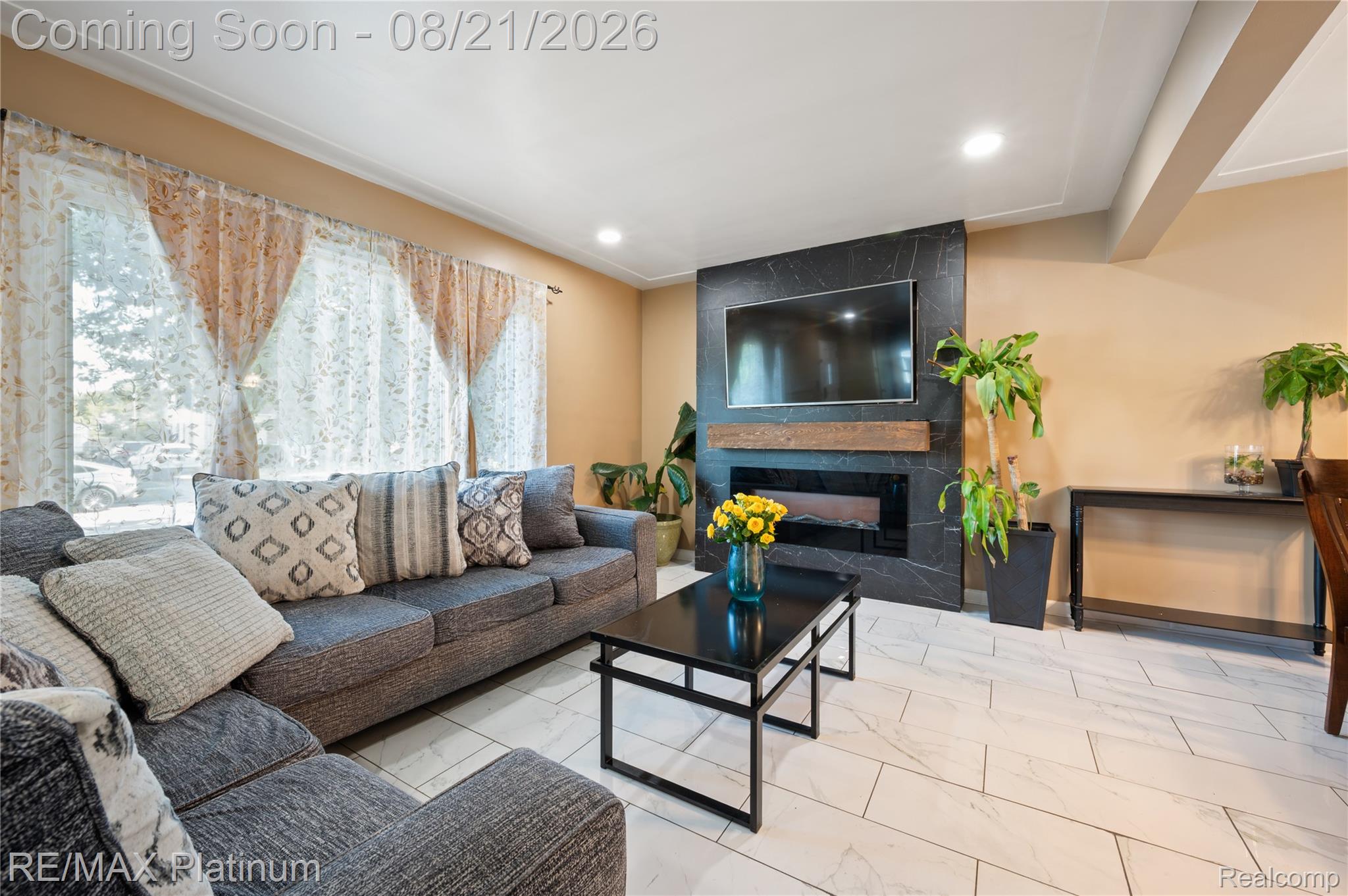 2406 Tuscola Street