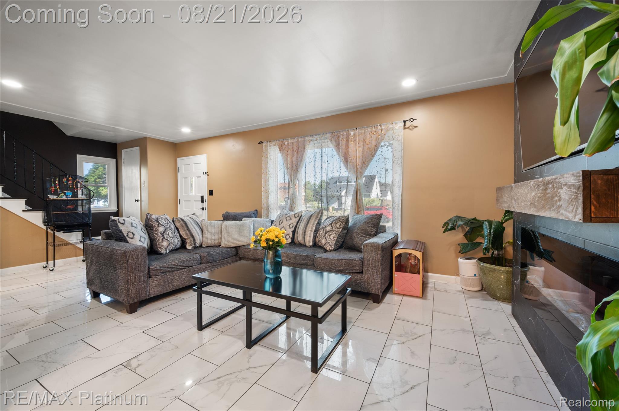 2406 Tuscola Street