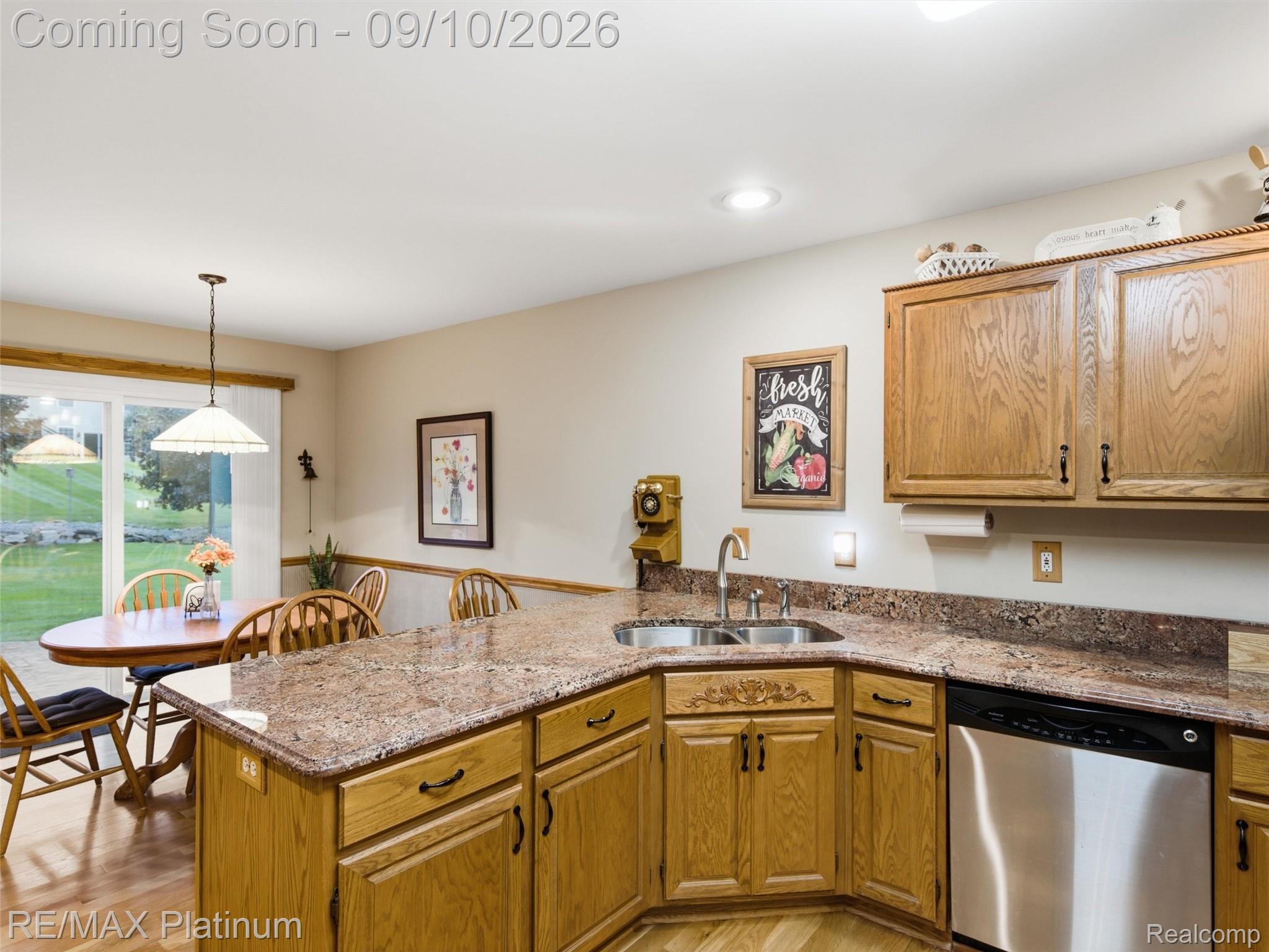4275 Oak Tree Court