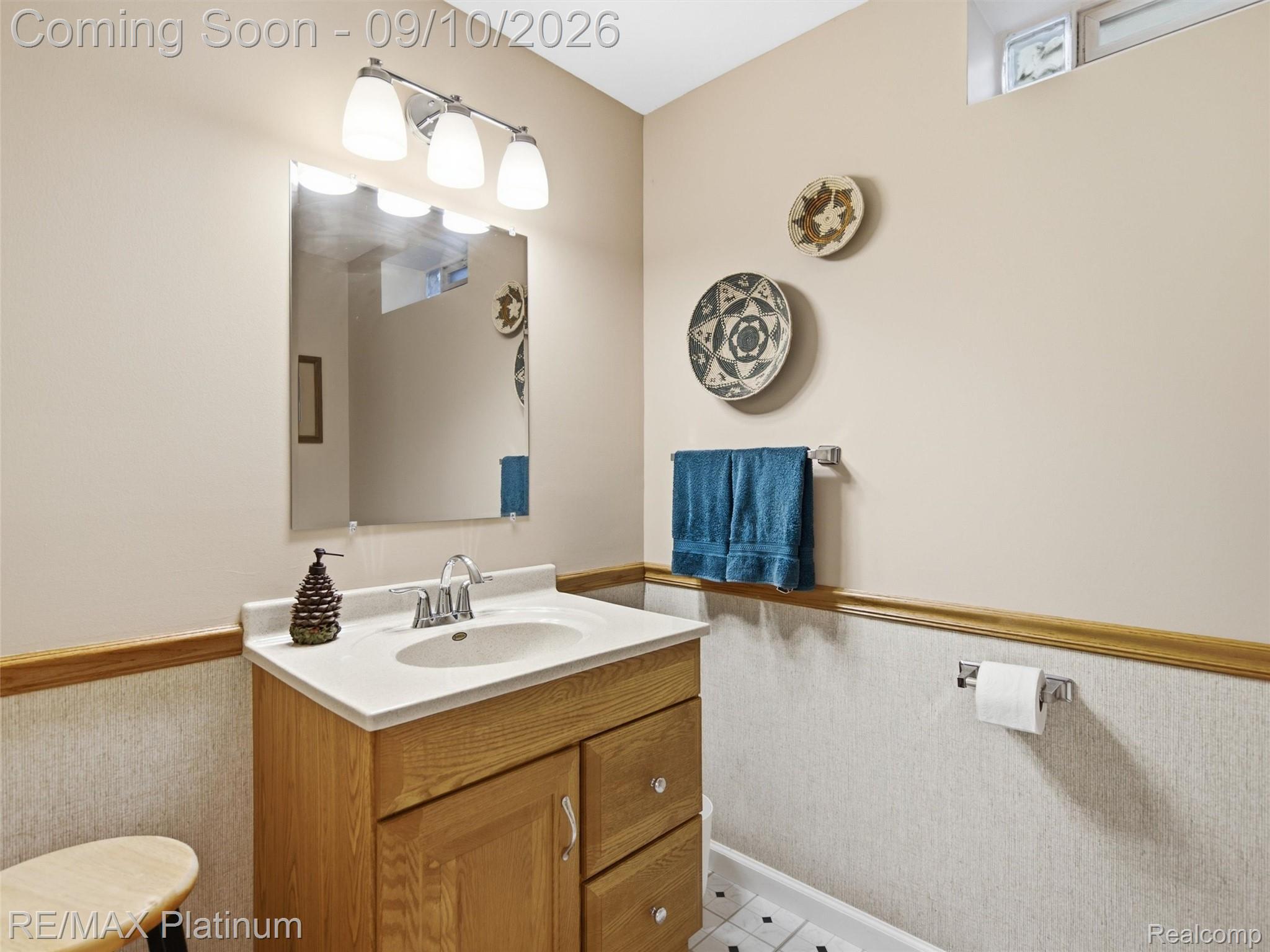 4275 Oak Tree Court
