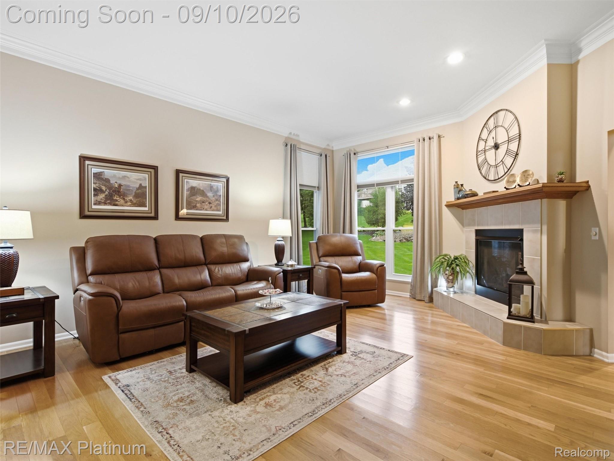 4275 Oak Tree Court