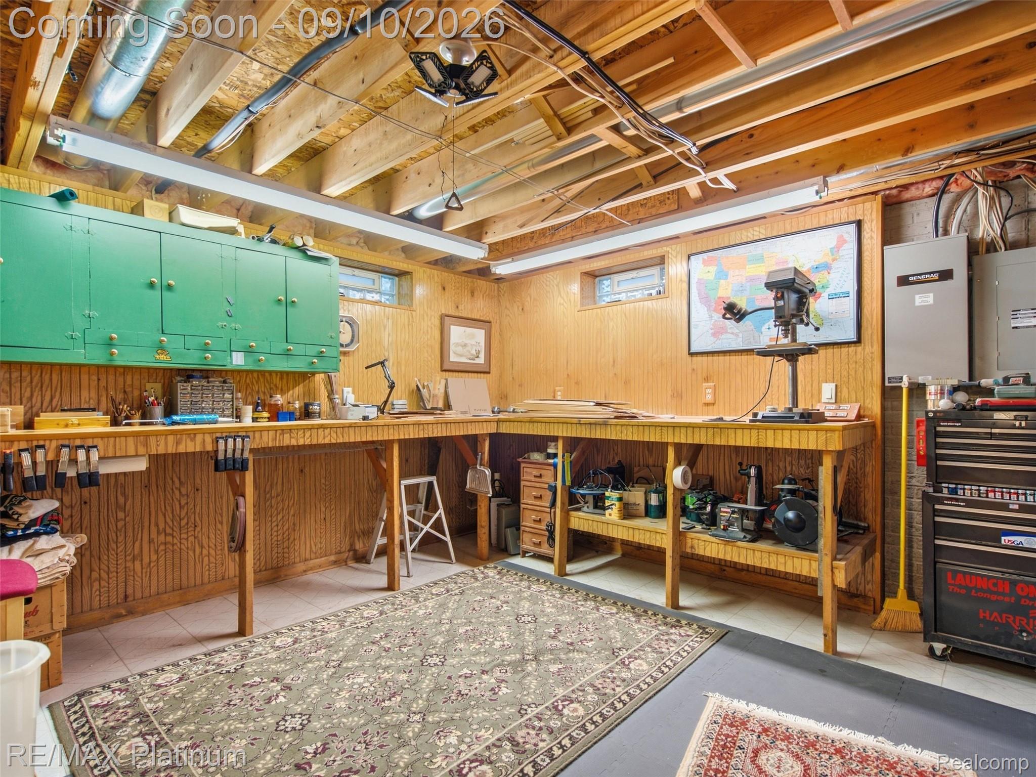 4275 Oak Tree Court