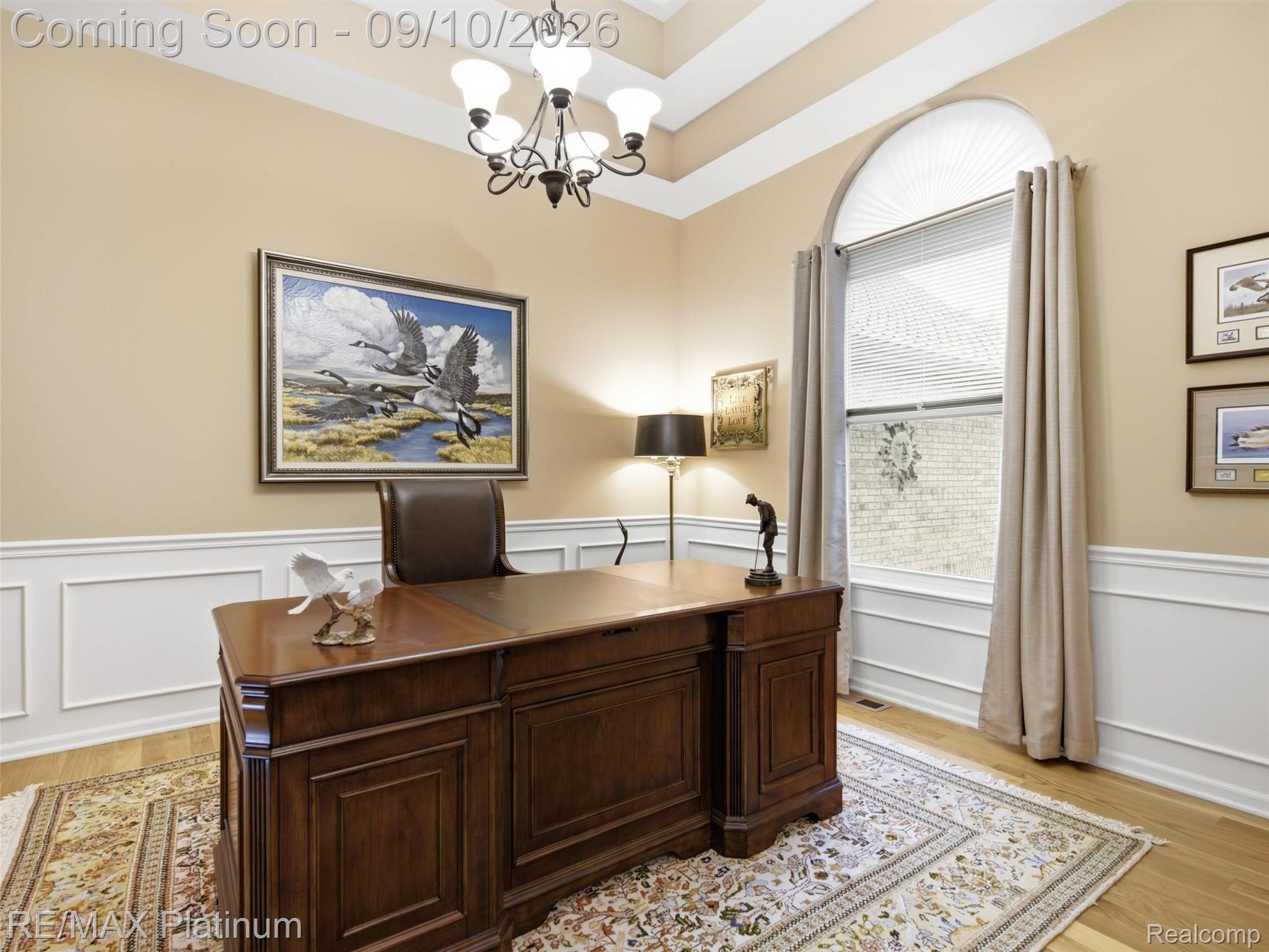 4275 Oak Tree Court