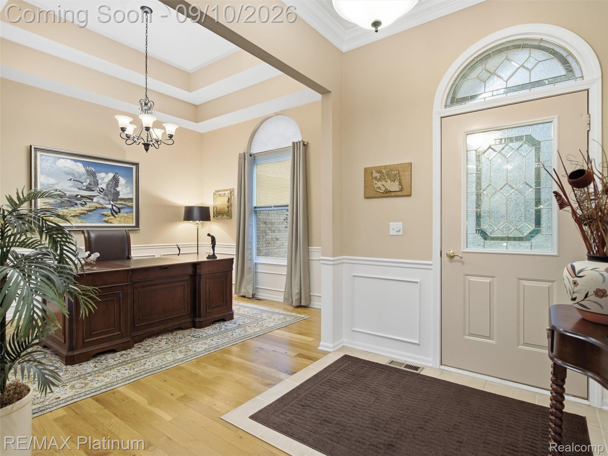 4275 Oak Tree Court