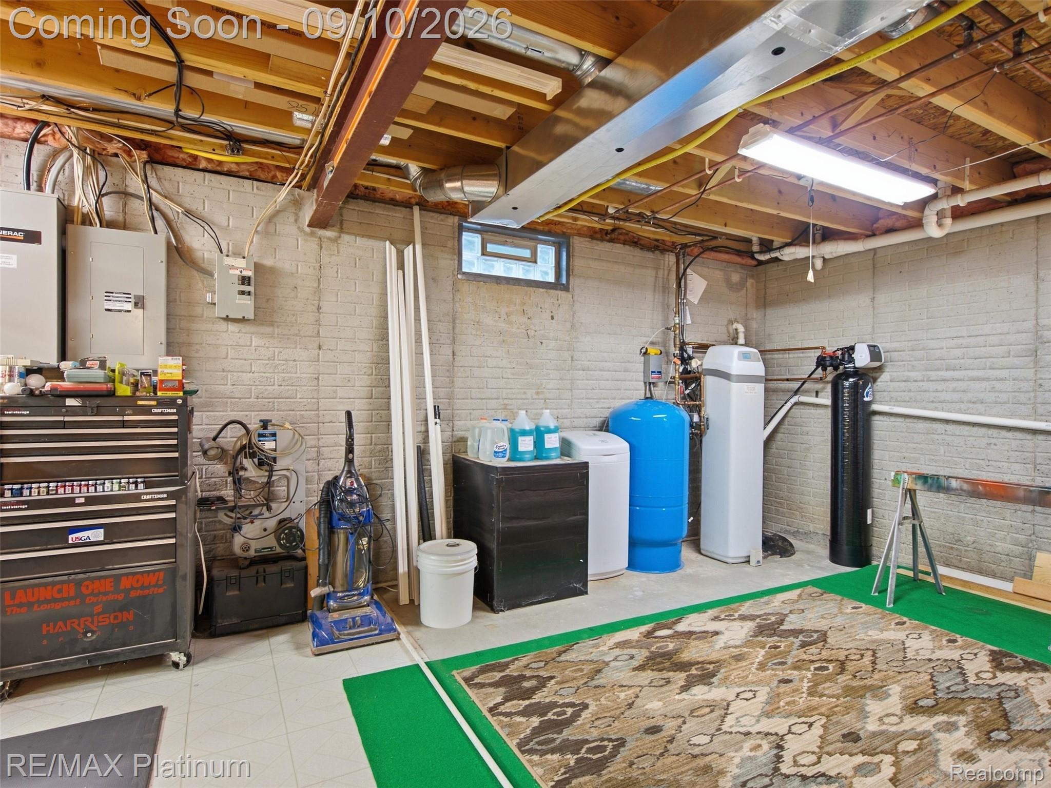 4275 Oak Tree Court