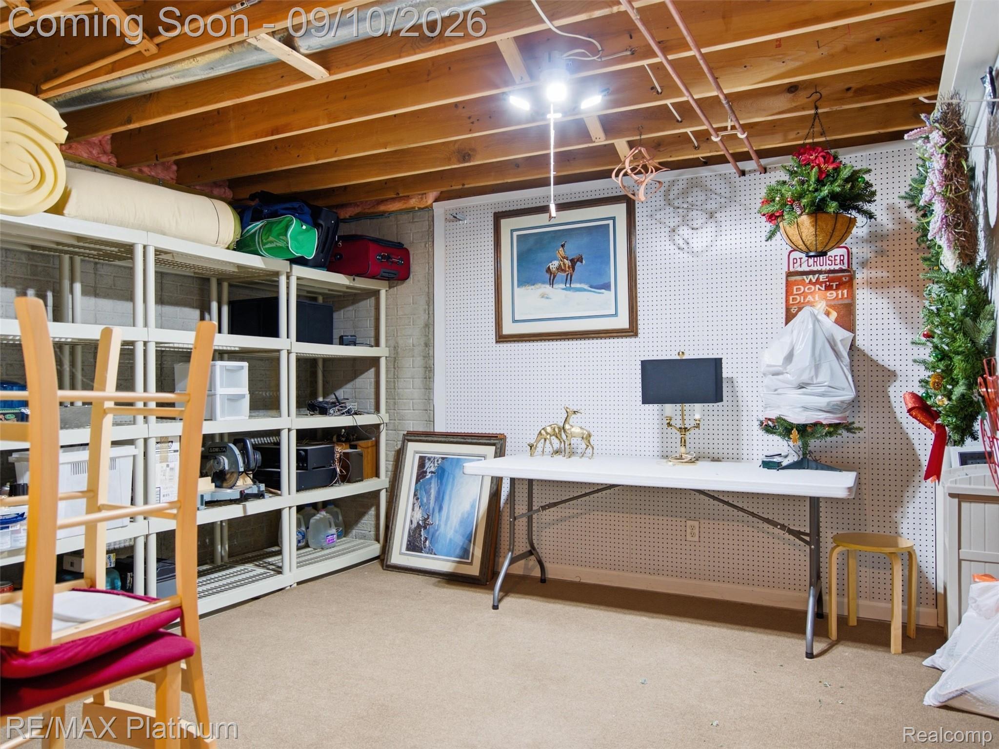 4275 Oak Tree Court